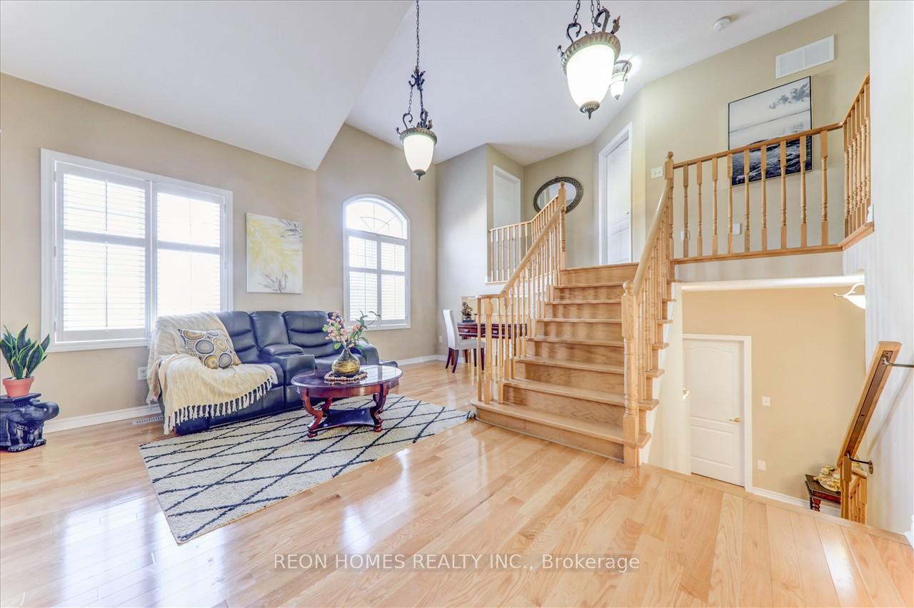 Photo 17 of 11 Pathmaster Road, Brampton, Bram East — HOMEH