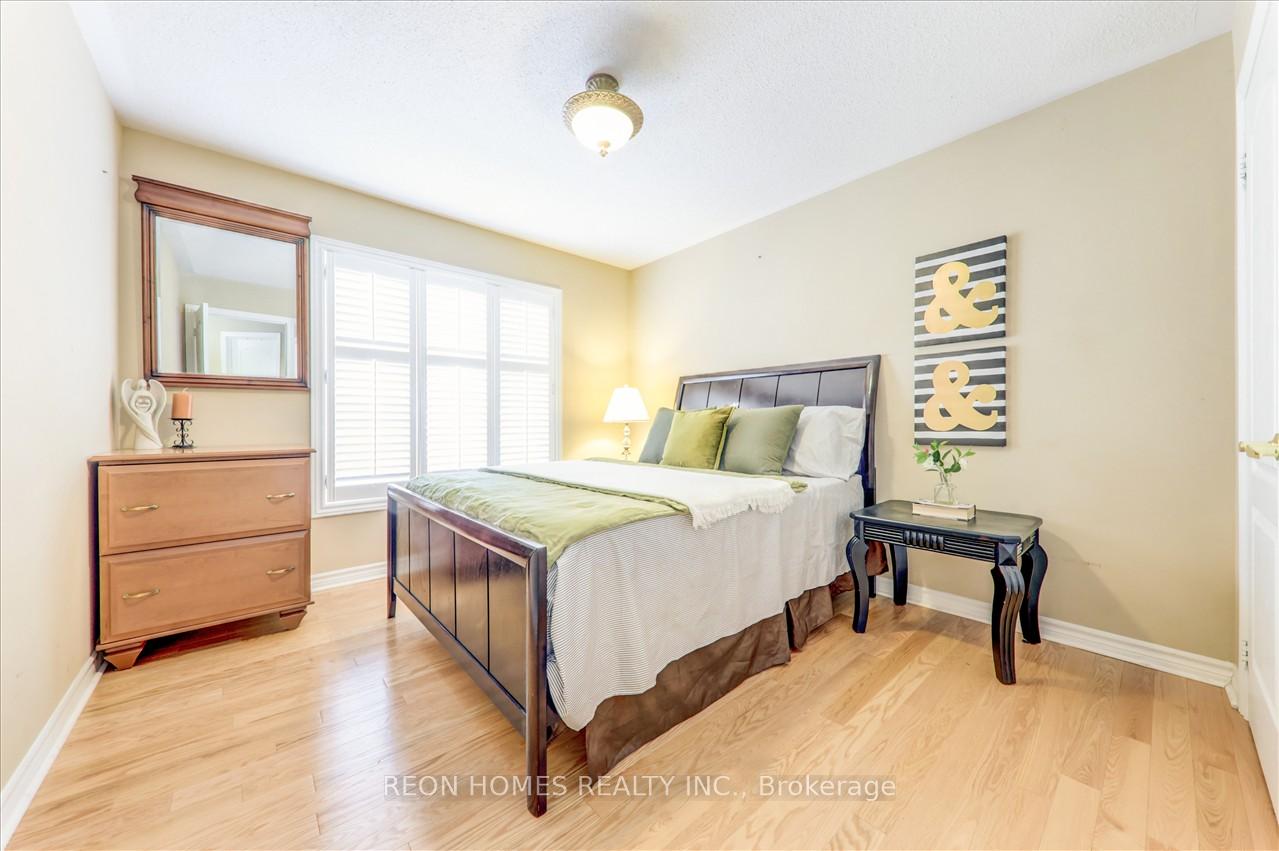 Photo 28 of 11 Pathmaster Road, Brampton, Bram East — HOMEH