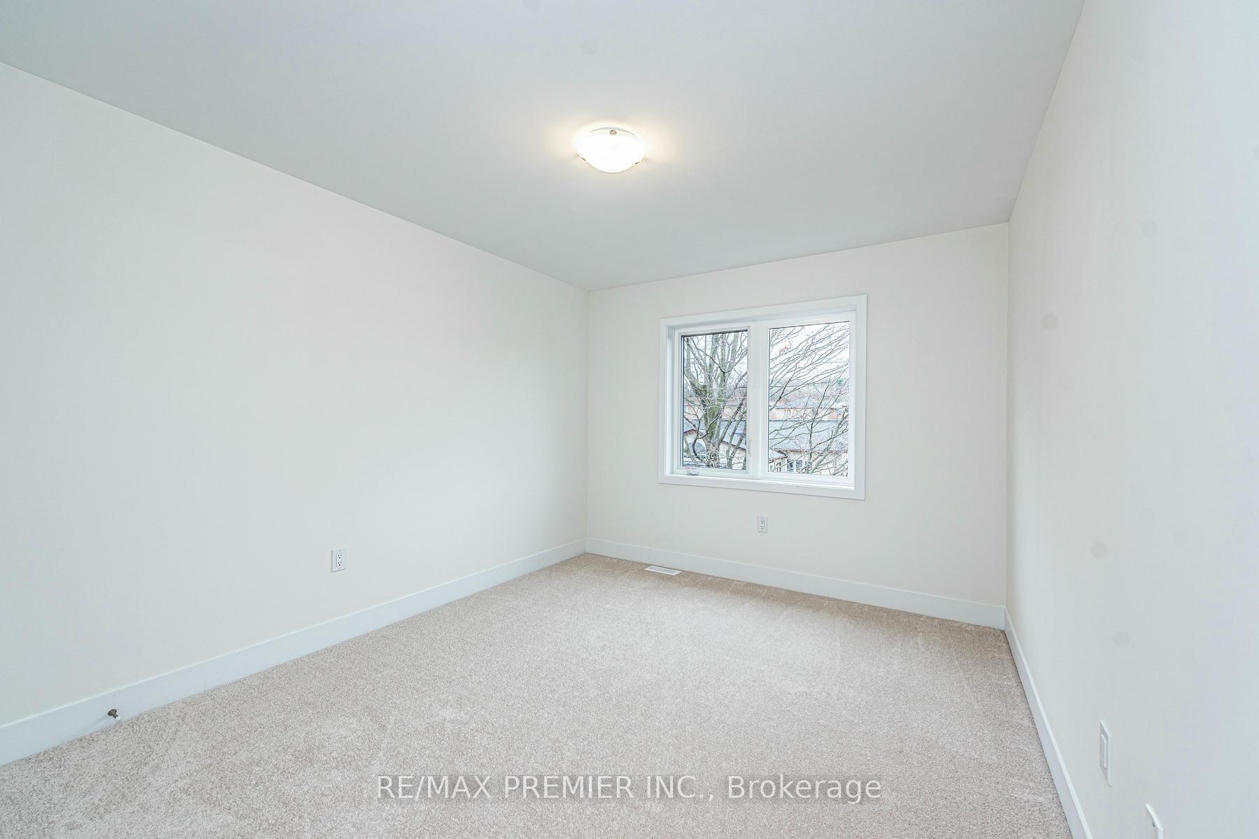 Photo 27 of 5 Hampton Lane, Barrie, Ardagh — HOMEH