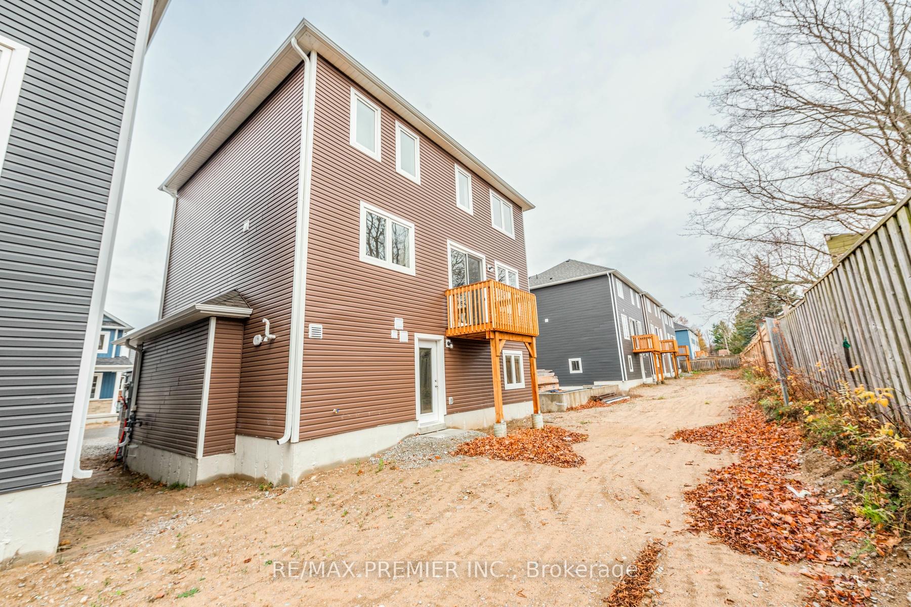 Photo 43 of 5 Hampton Lane, Barrie, Ardagh — HOMEH