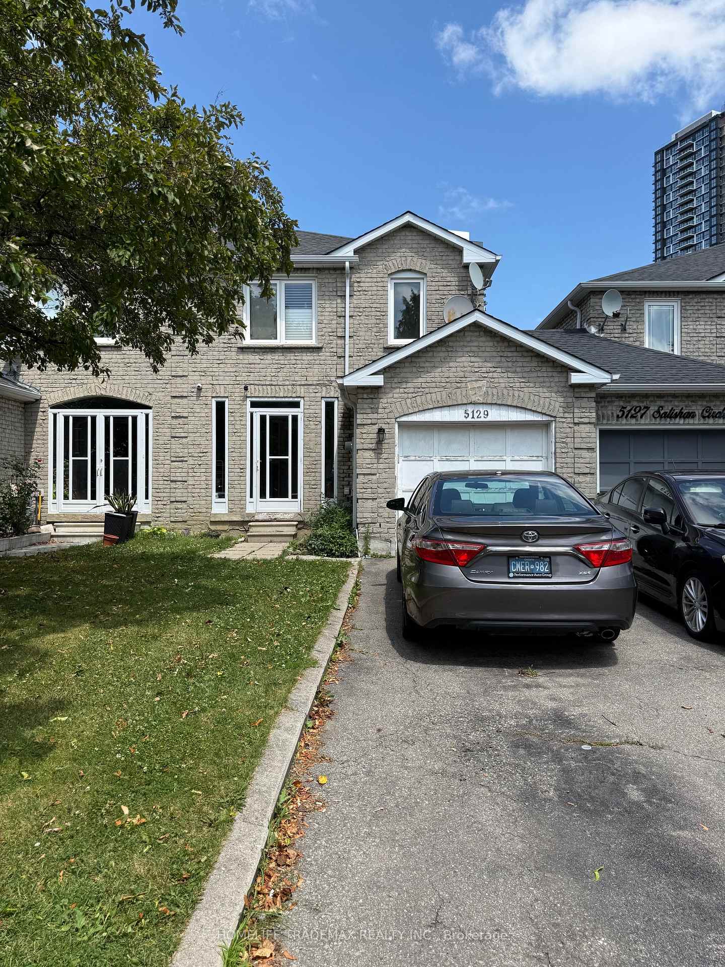 Photo 1 of 5129 Salishan Circle, Mississauga, Hurontario — HOMEH