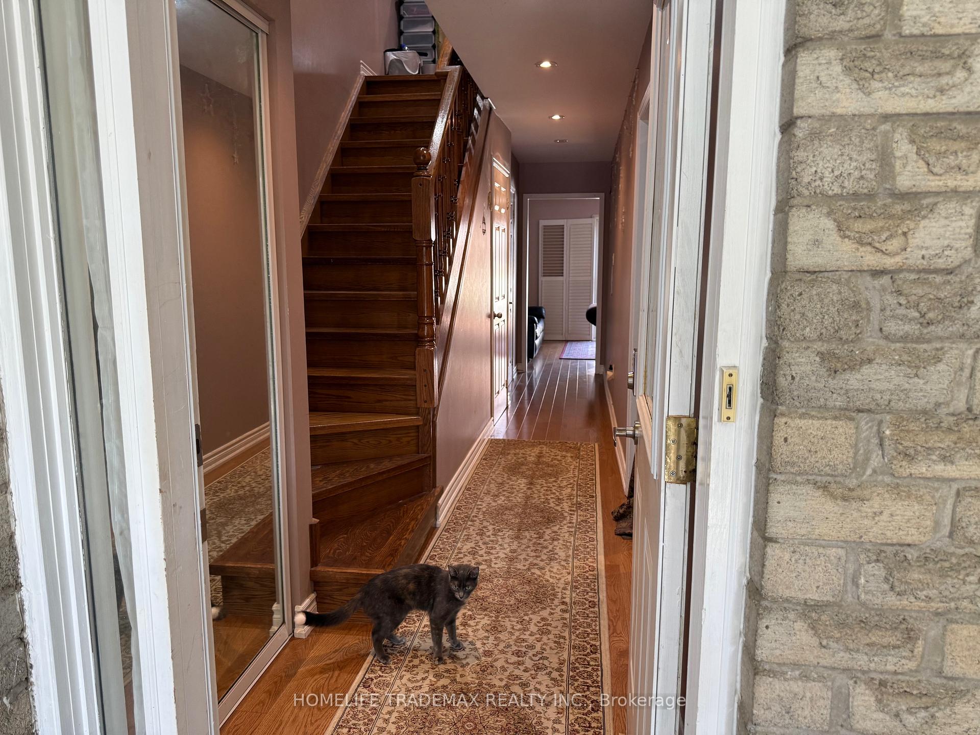 Photo 9 of 5129 Salishan Circle, Mississauga, Hurontario — HOMEH