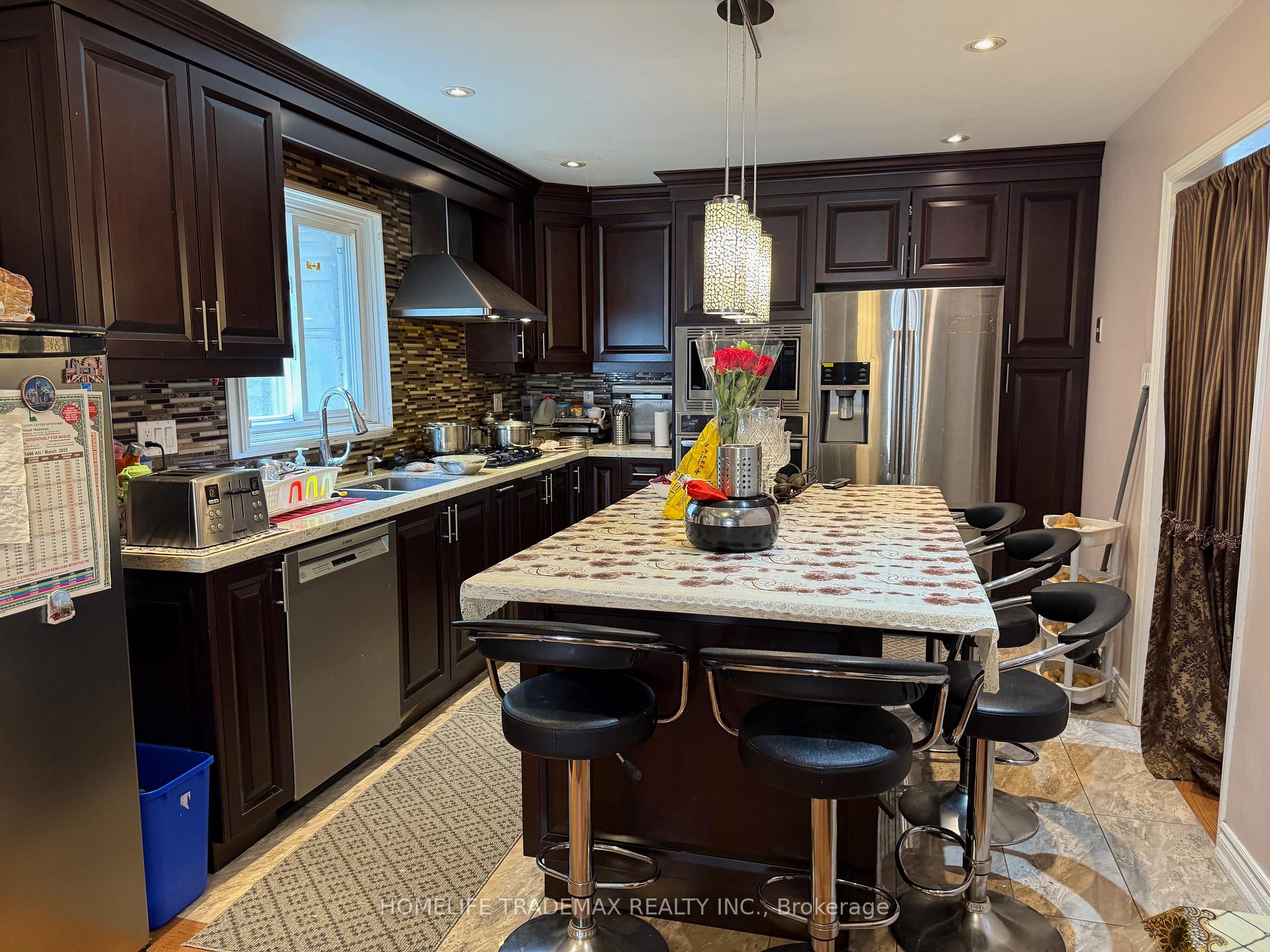 Photo 17 of 5129 Salishan Circle, Mississauga, Hurontario — HOMEH