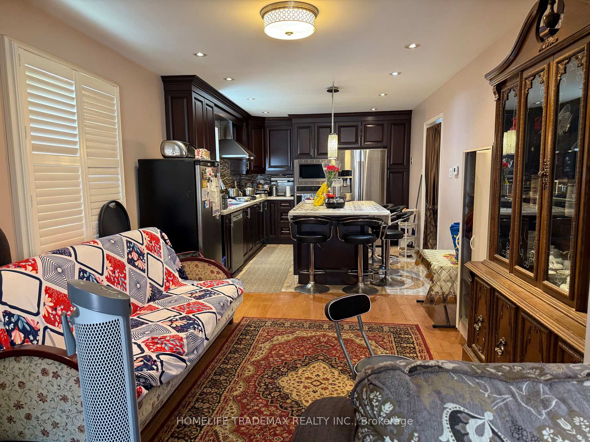 Photo 6 of 5129 Salishan Circle, Mississauga, Hurontario — HOMEH