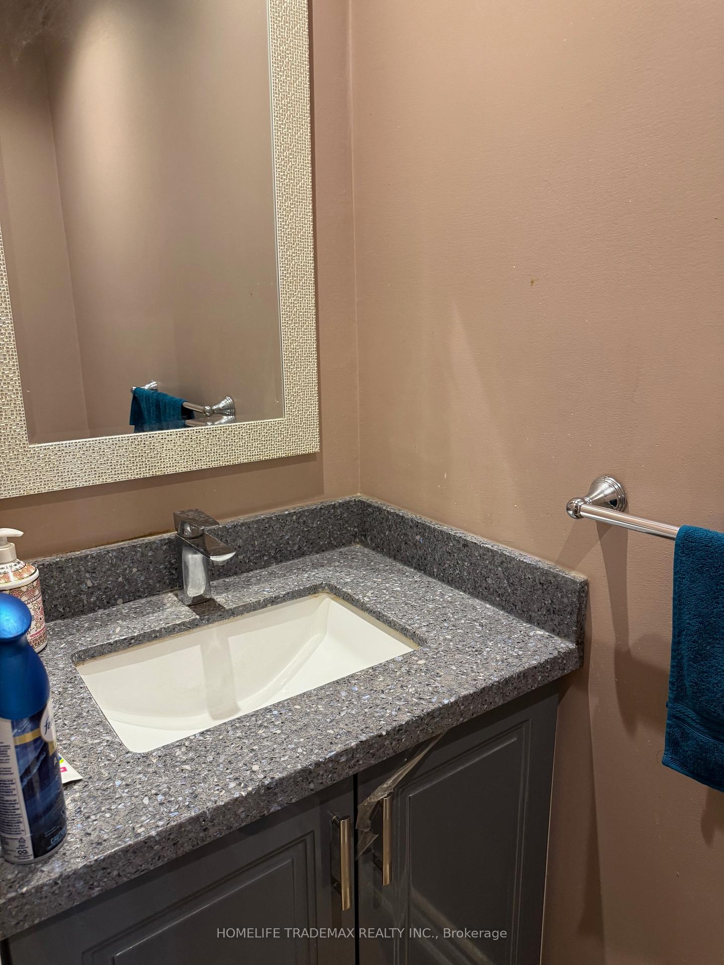 Photo 12 of 5129 Salishan Circle, Mississauga, Hurontario — HOMEH