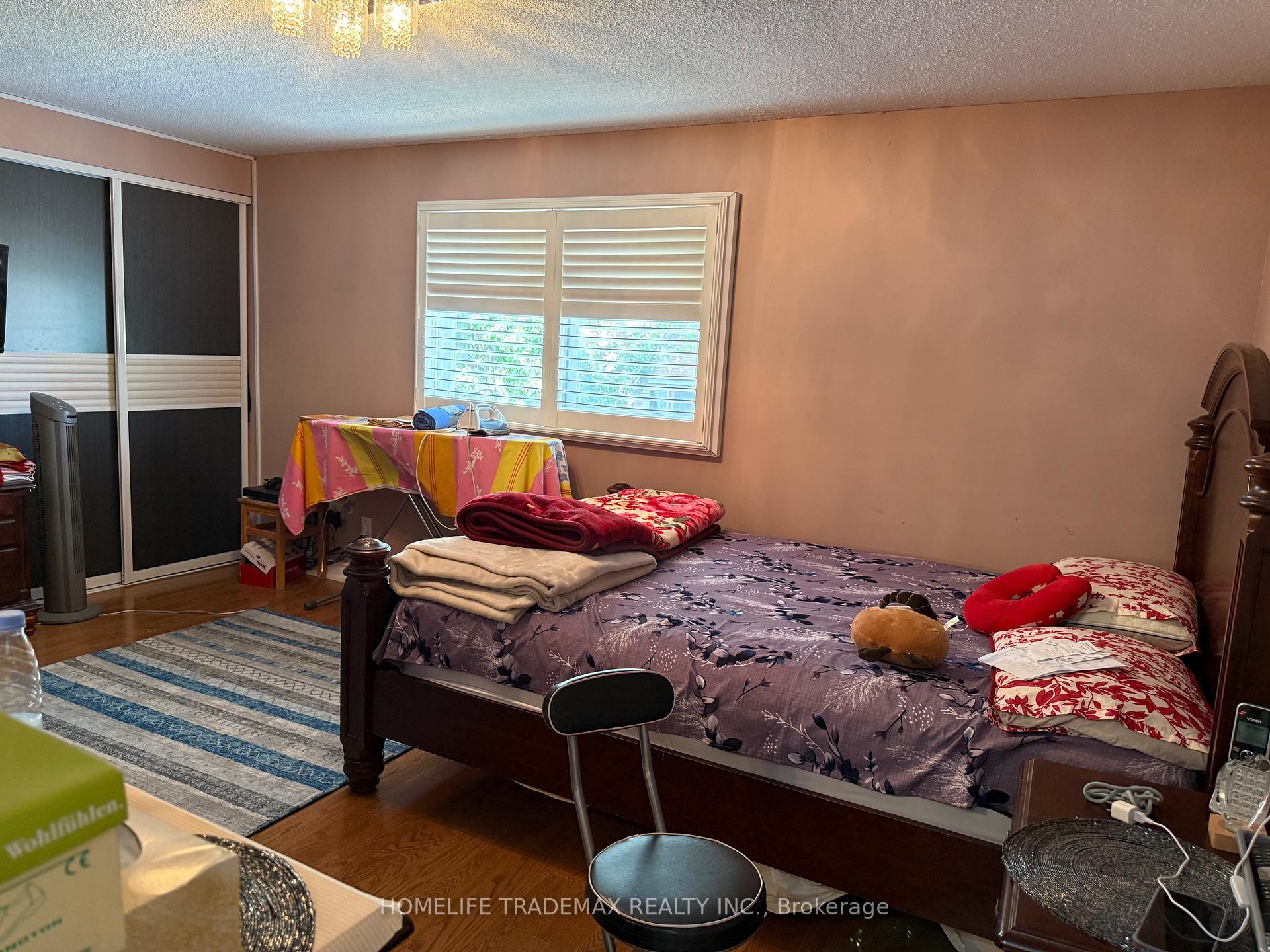 Photo 5 of 5129 Salishan Circle, Mississauga, Hurontario — HOMEH
