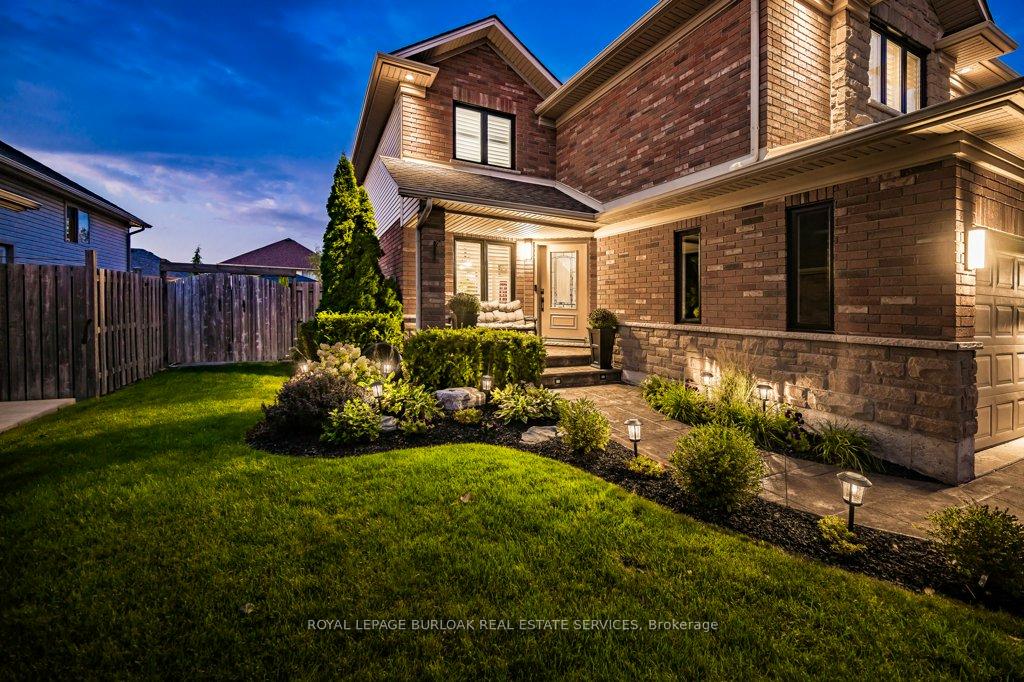 Photo 9 of 56 Napa Lane, Hamilton, Winona Park — HOMEH