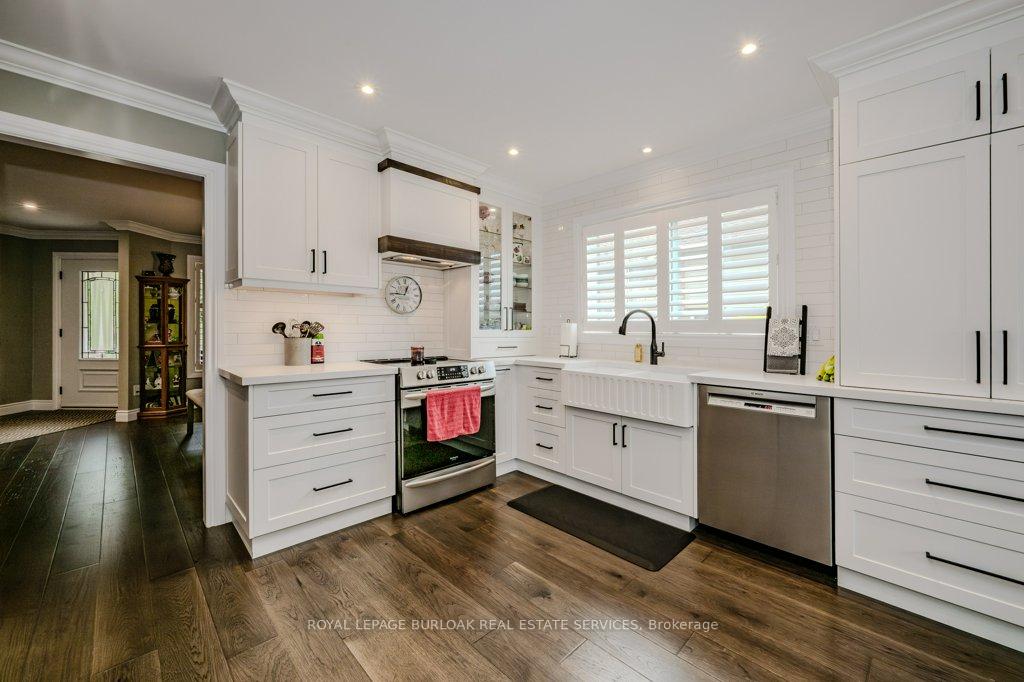 Photo 19 of 56 Napa Lane, Hamilton, Winona Park — HOMEH