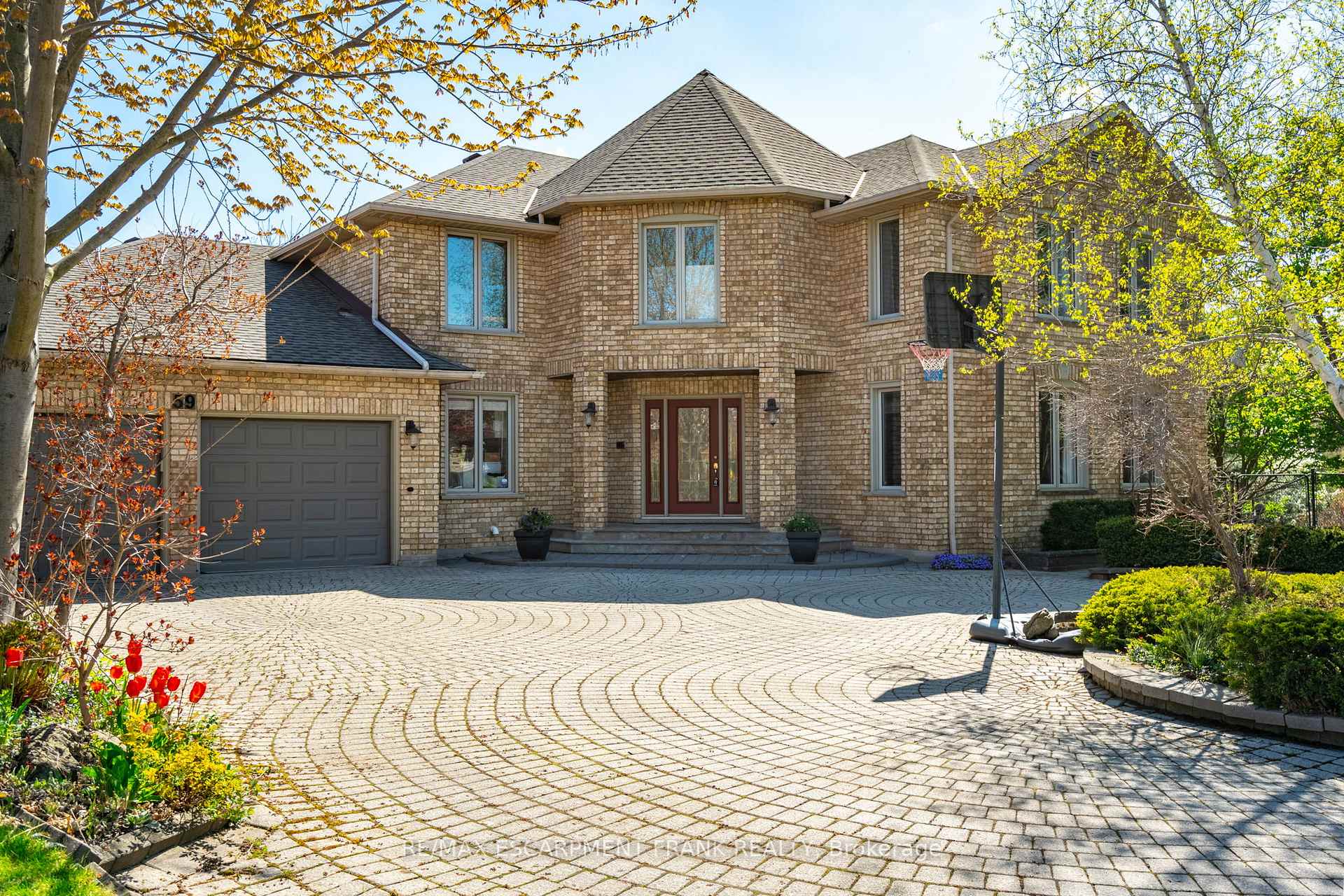 Front of 59 Elodia Court