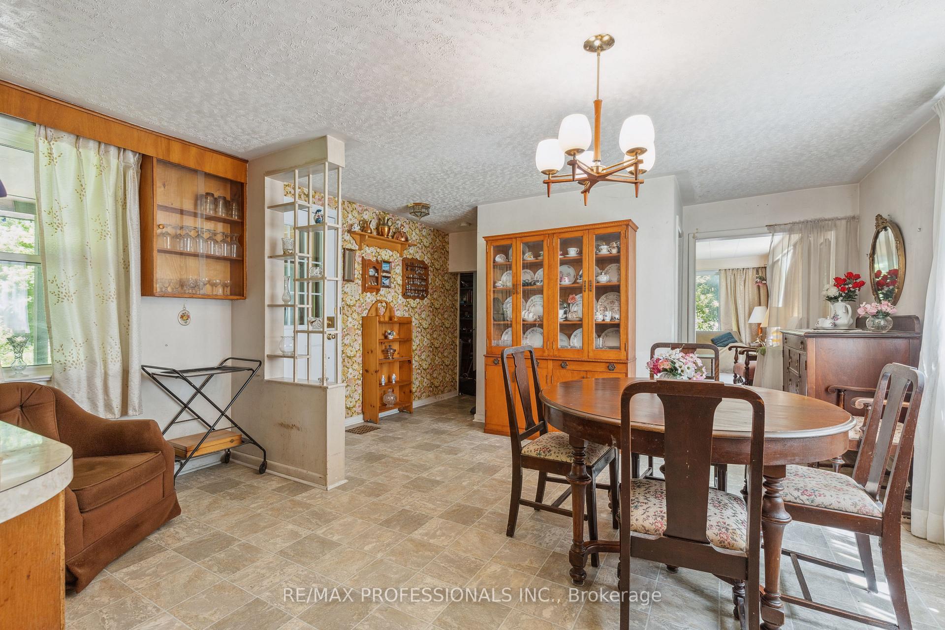 Photo 6 of 7696 Ninth Line, Markham, Box Grove — HOMEH