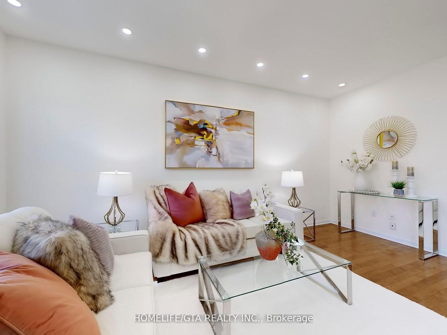 Photo 8 of 1747 Liatris Drive E, Pickering, Duffin Heights — HOMEH
