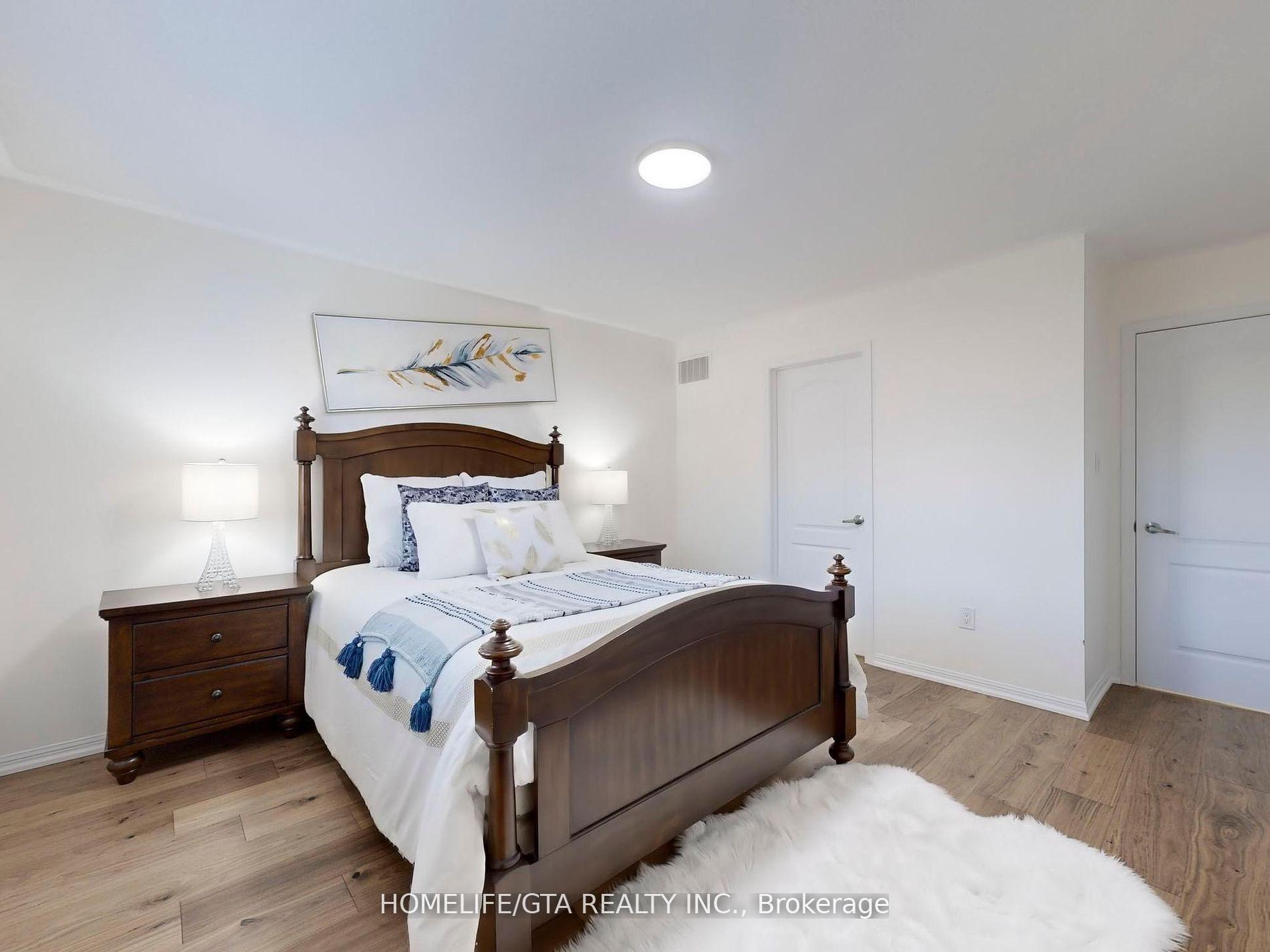 Photo 6 of 1747 Liatris Drive E, Pickering, Duffin Heights — HOMEH