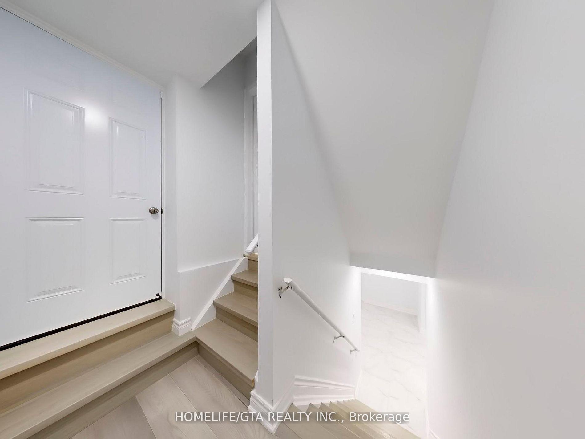 Photo 24 of 1747 Liatris Drive E, Pickering, Duffin Heights — HOMEH