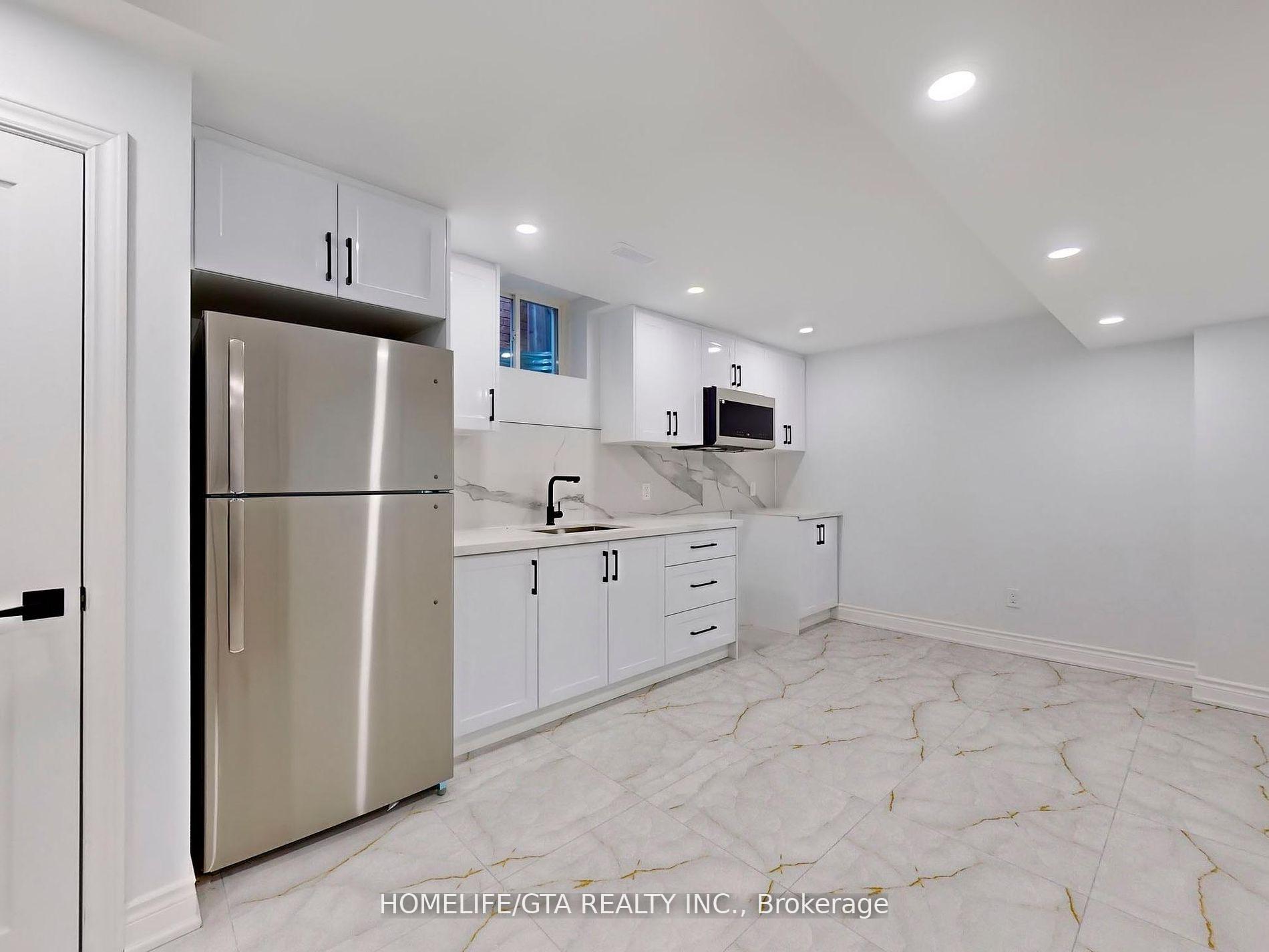 Photo 26 of 1747 Liatris Drive E, Pickering, Duffin Heights — HOMEH