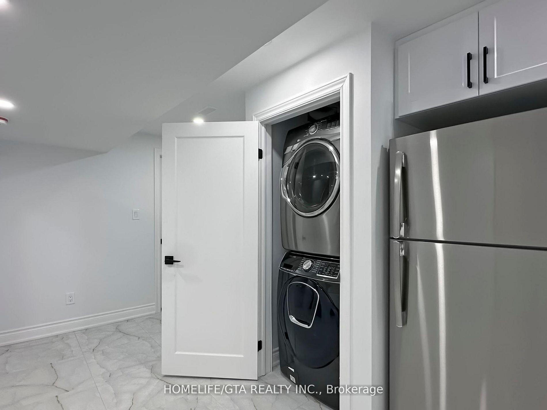 Photo 33 of 1747 Liatris Drive E, Pickering, Duffin Heights — HOMEH