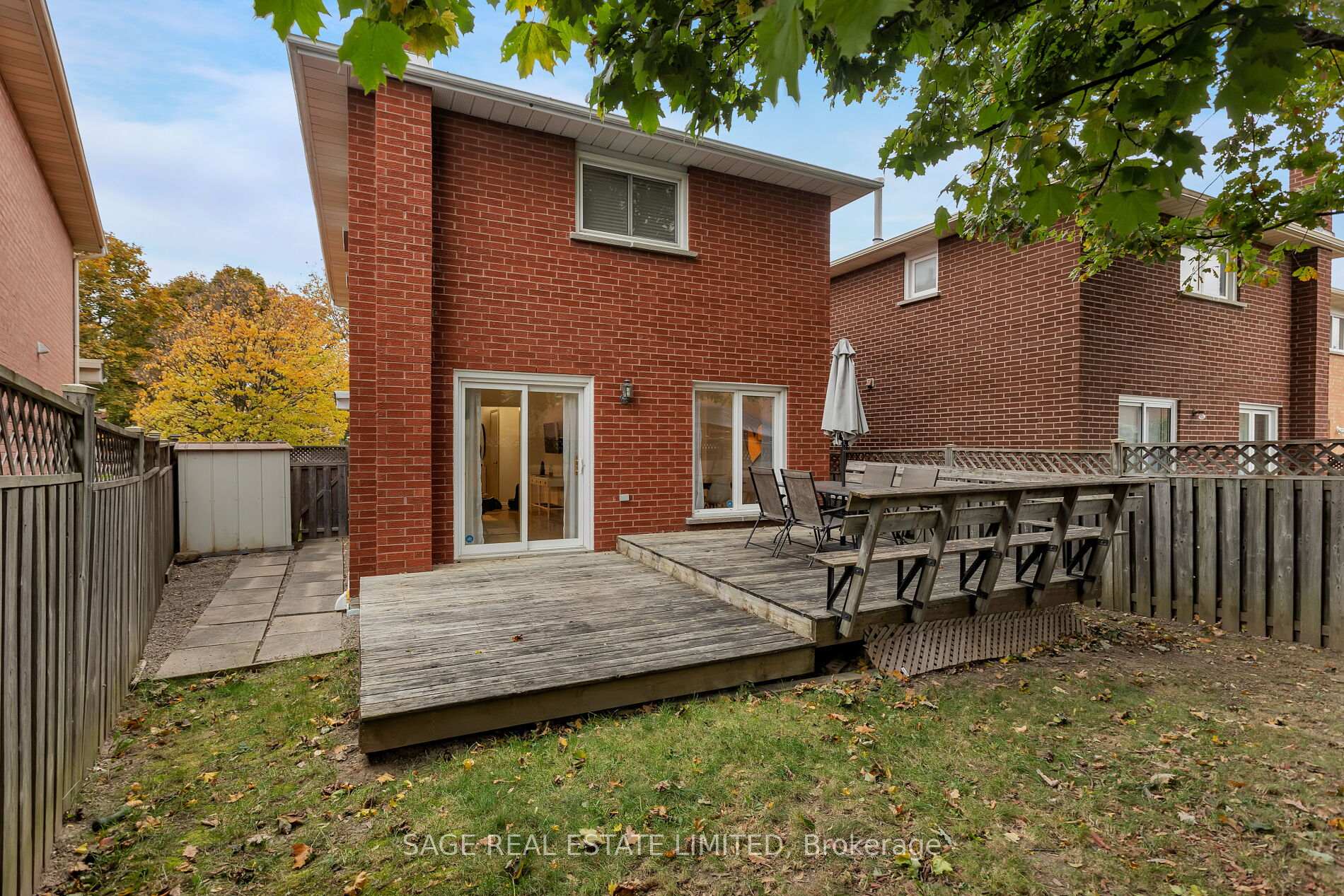 Photo 8 of 9 Cashel Street, Brampton, Heart Lake West — HOMEH
