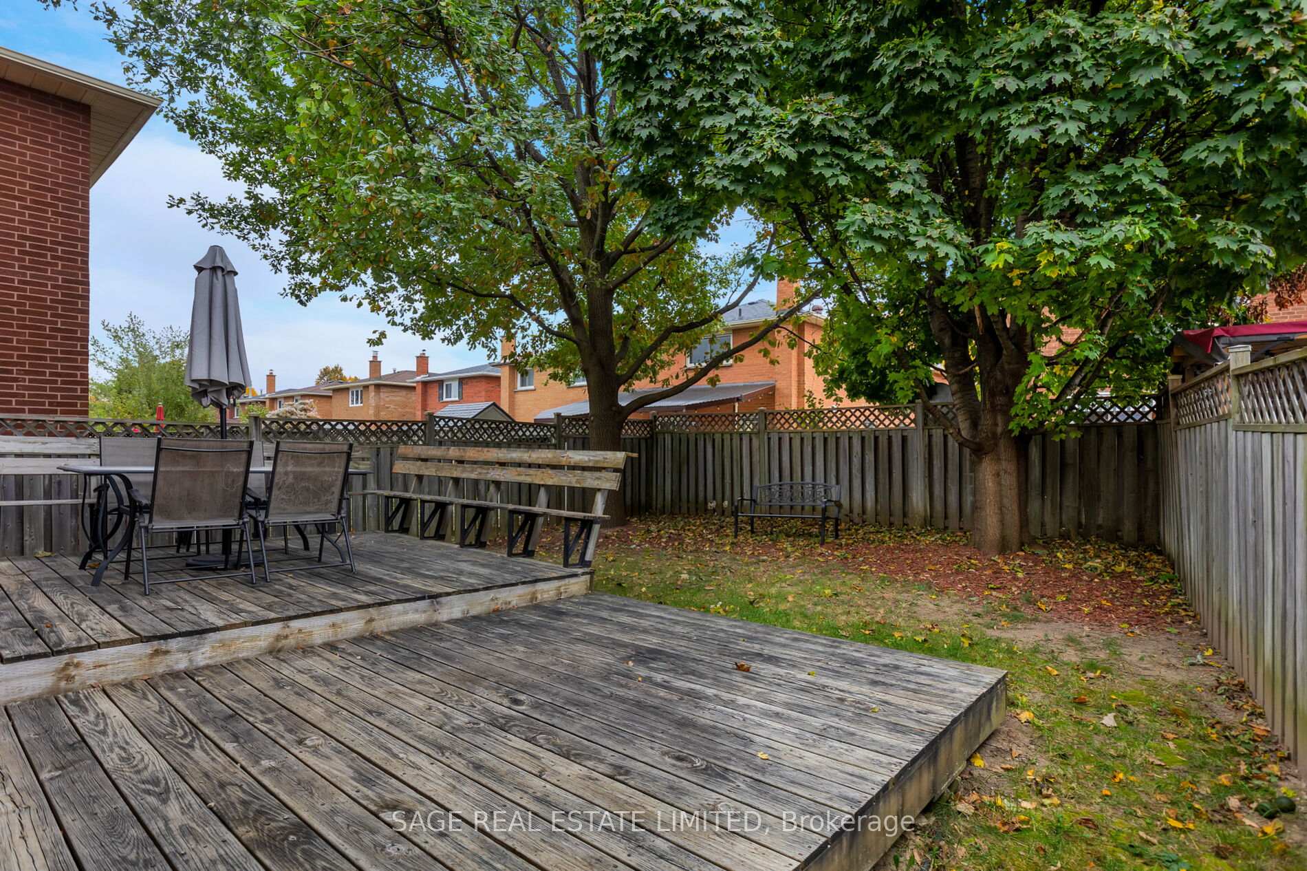 Photo 11 of 9 Cashel Street, Brampton, Heart Lake West — HOMEH