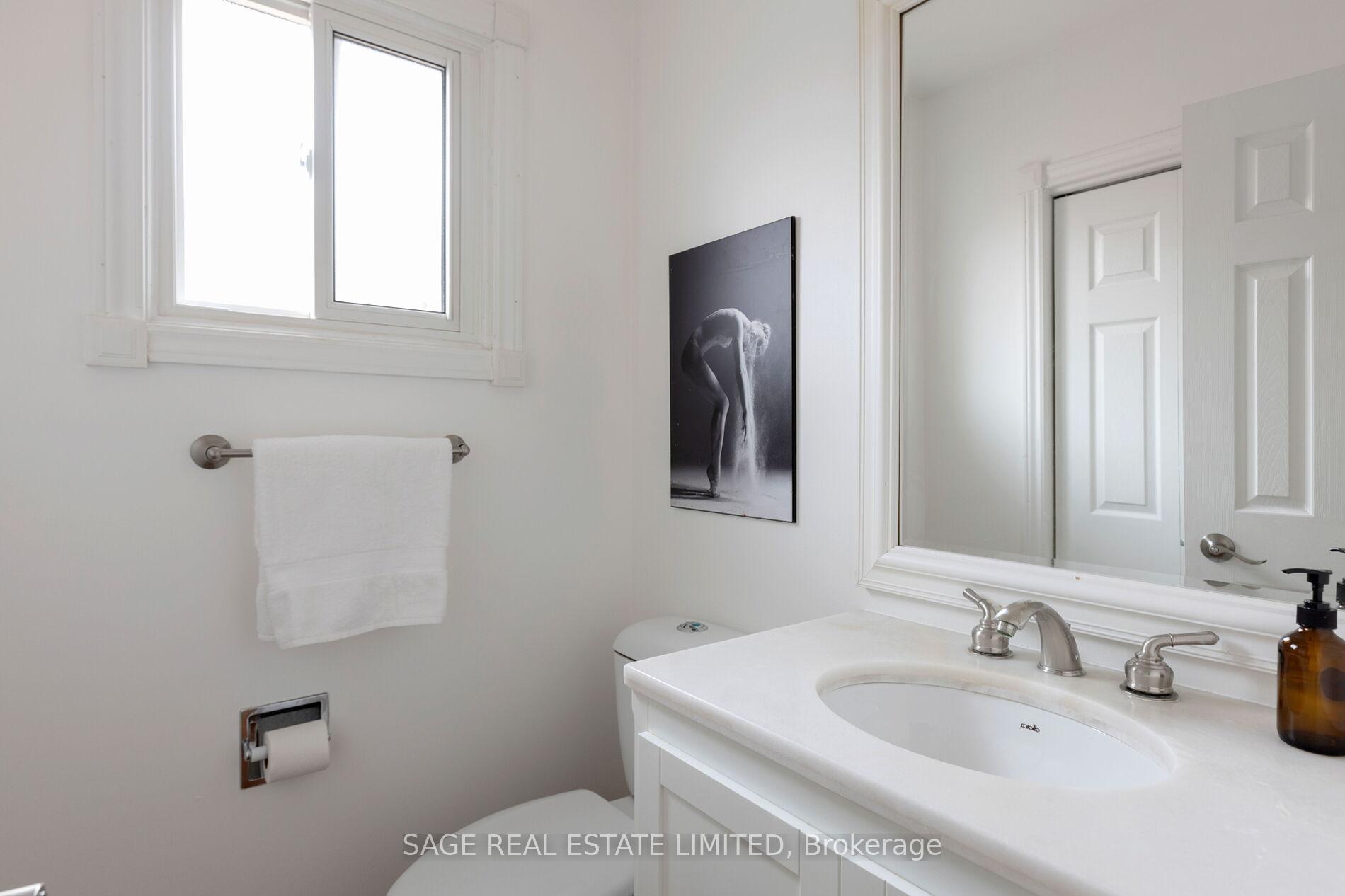 Photo 19 of 9 Cashel Street, Brampton, Heart Lake West — HOMEH