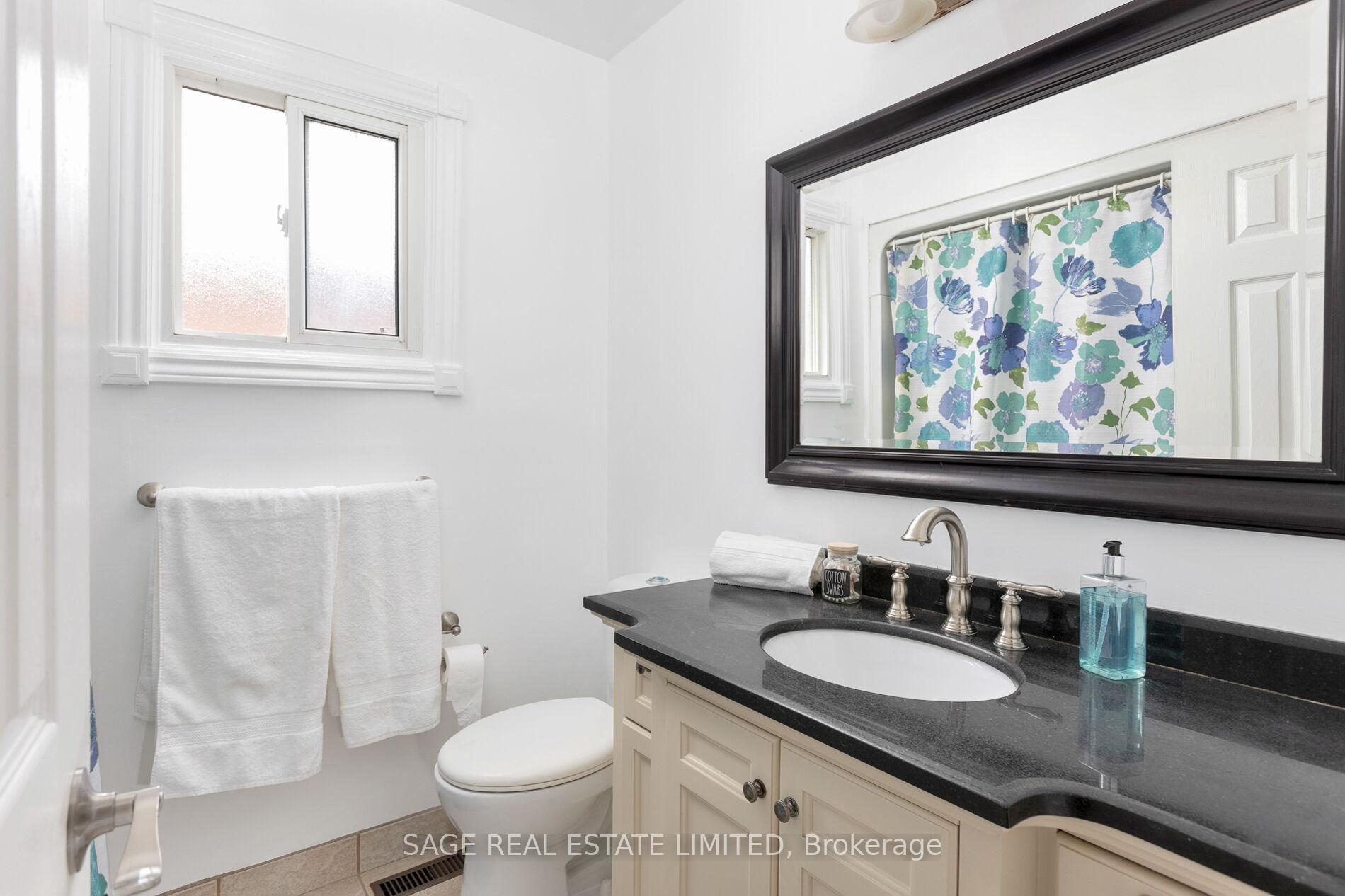 Photo 16 of 9 Cashel Street, Brampton, Heart Lake West — HOMEH