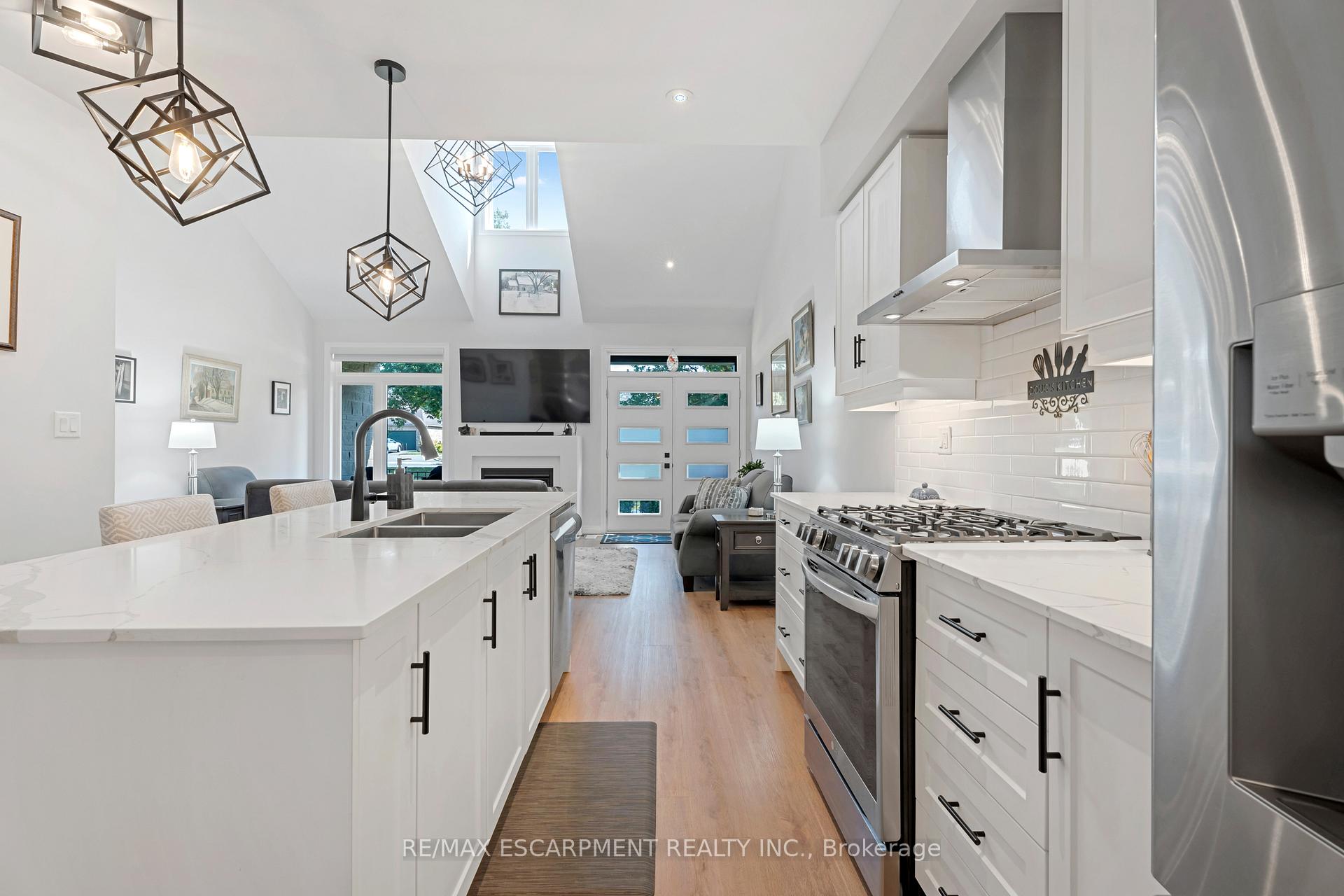 Photo 11 of 19 Welch Lane, Hamilton, Mountview — HOMEH