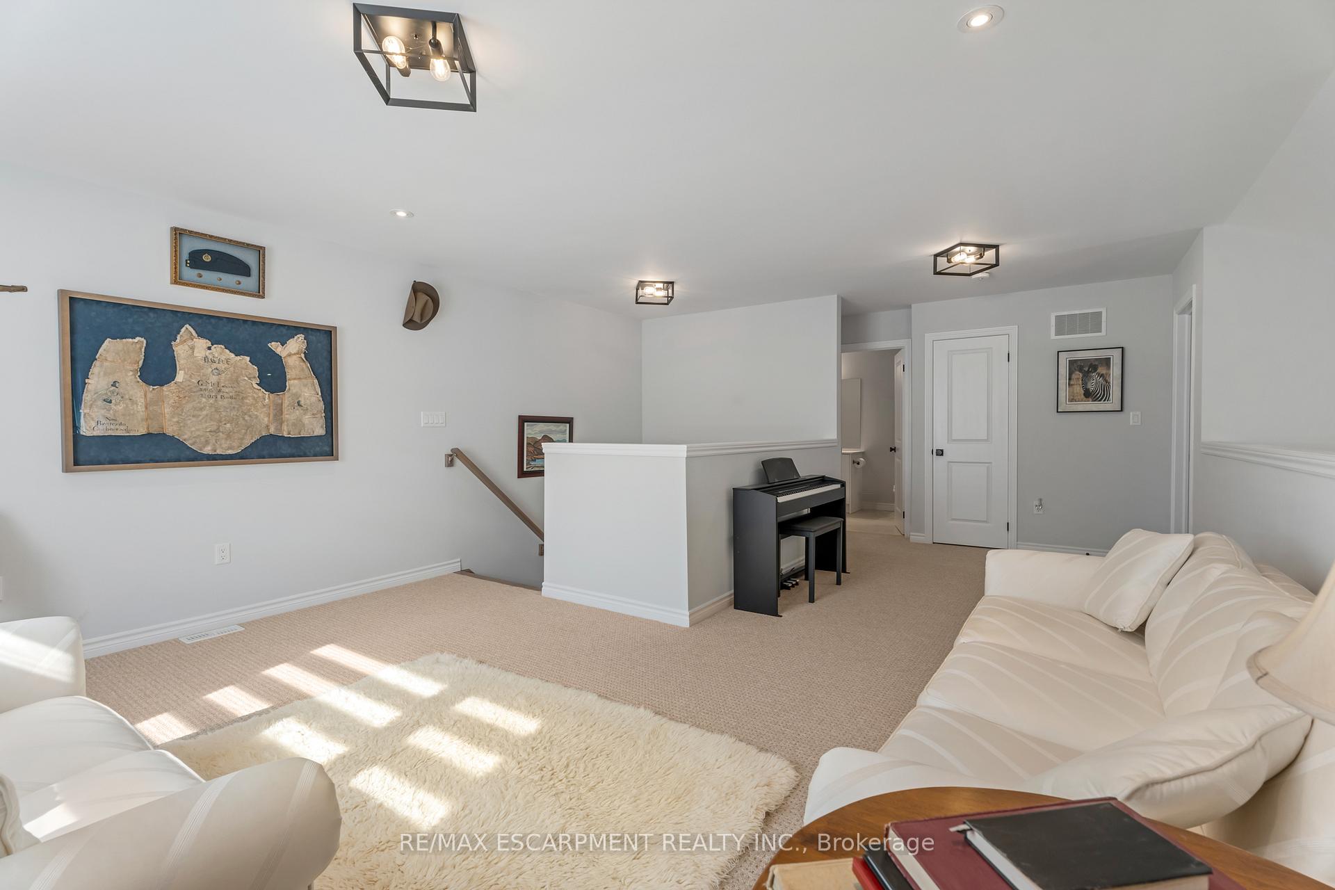 Photo 31 of 19 Welch Lane, Hamilton, Mountview — HOMEH