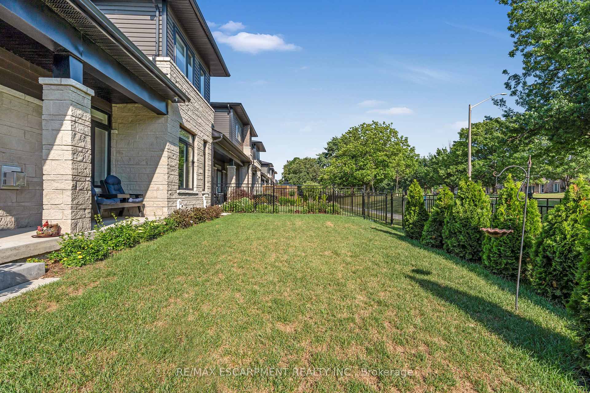Photo 35 of 19 Welch Lane, Hamilton, Mountview — HOMEH