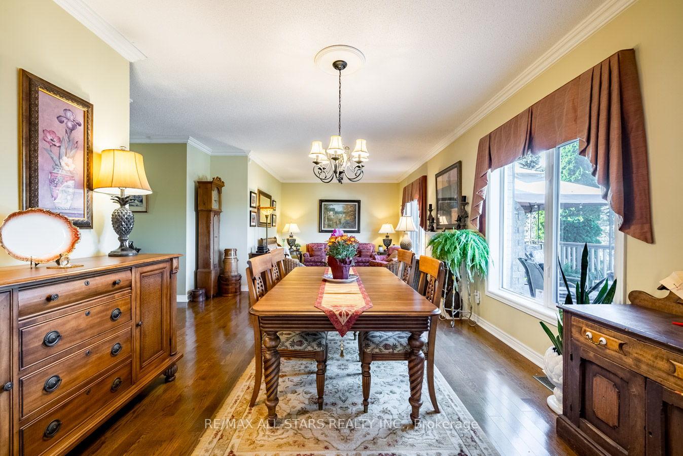 Photo 11 of 275 Waterbury Crescent, Scugog, Port Perry — HOMEH