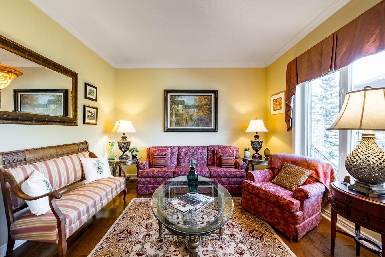 Photo 10 of 275 Waterbury Crescent, Scugog, Port Perry — HOMEH