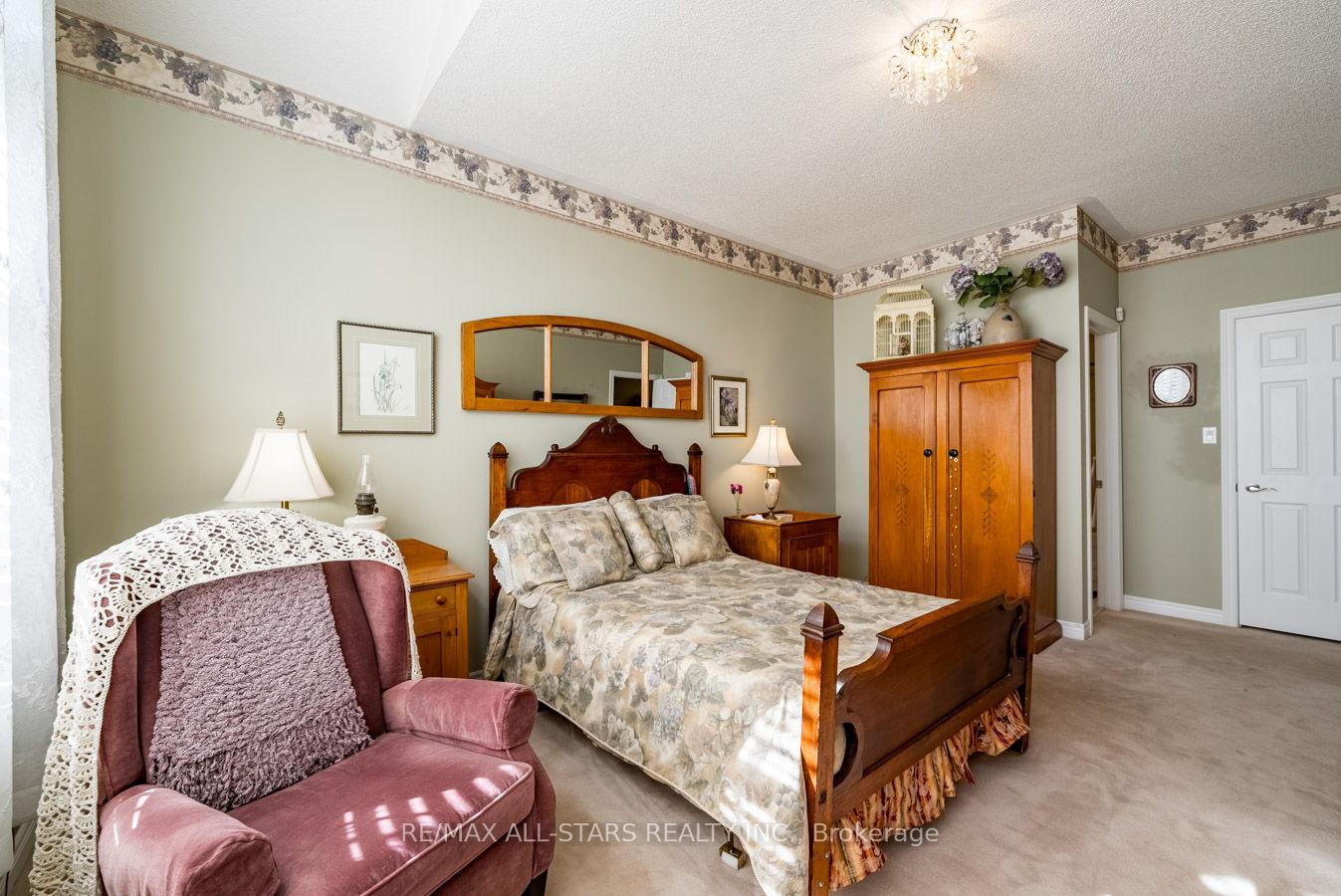 Photo 21 of 275 Waterbury Crescent, Scugog, Port Perry — HOMEH