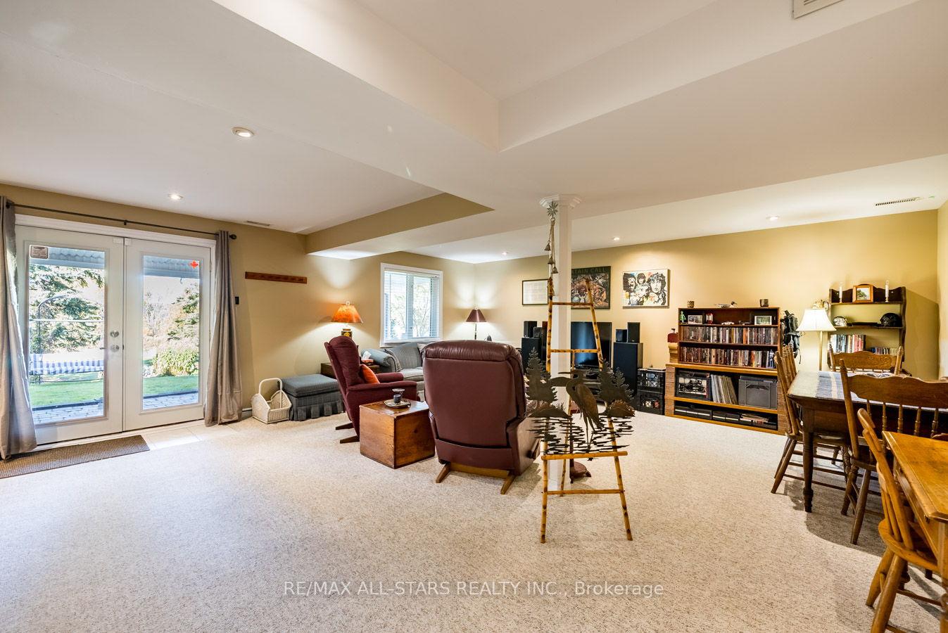 Photo 19 of 275 Waterbury Crescent, Scugog, Port Perry — HOMEH
