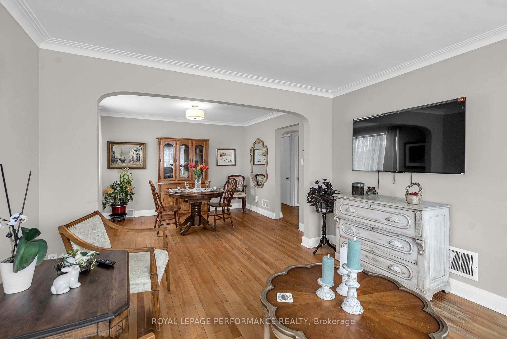 Photo 6 of 525 Fifth Street E, Cornwall — HOMEH