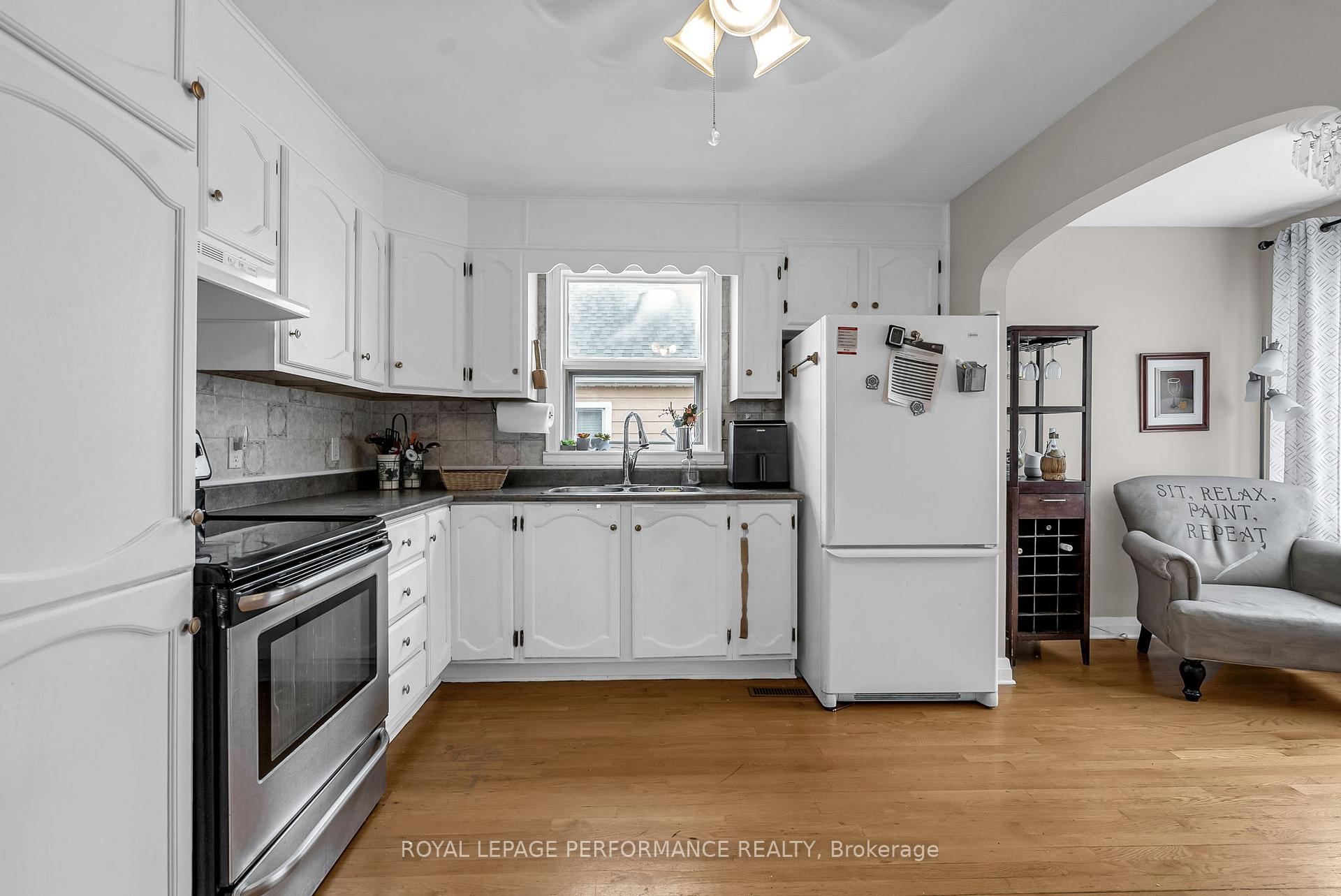 Photo 12 of 525 Fifth Street E, Cornwall — HOMEH