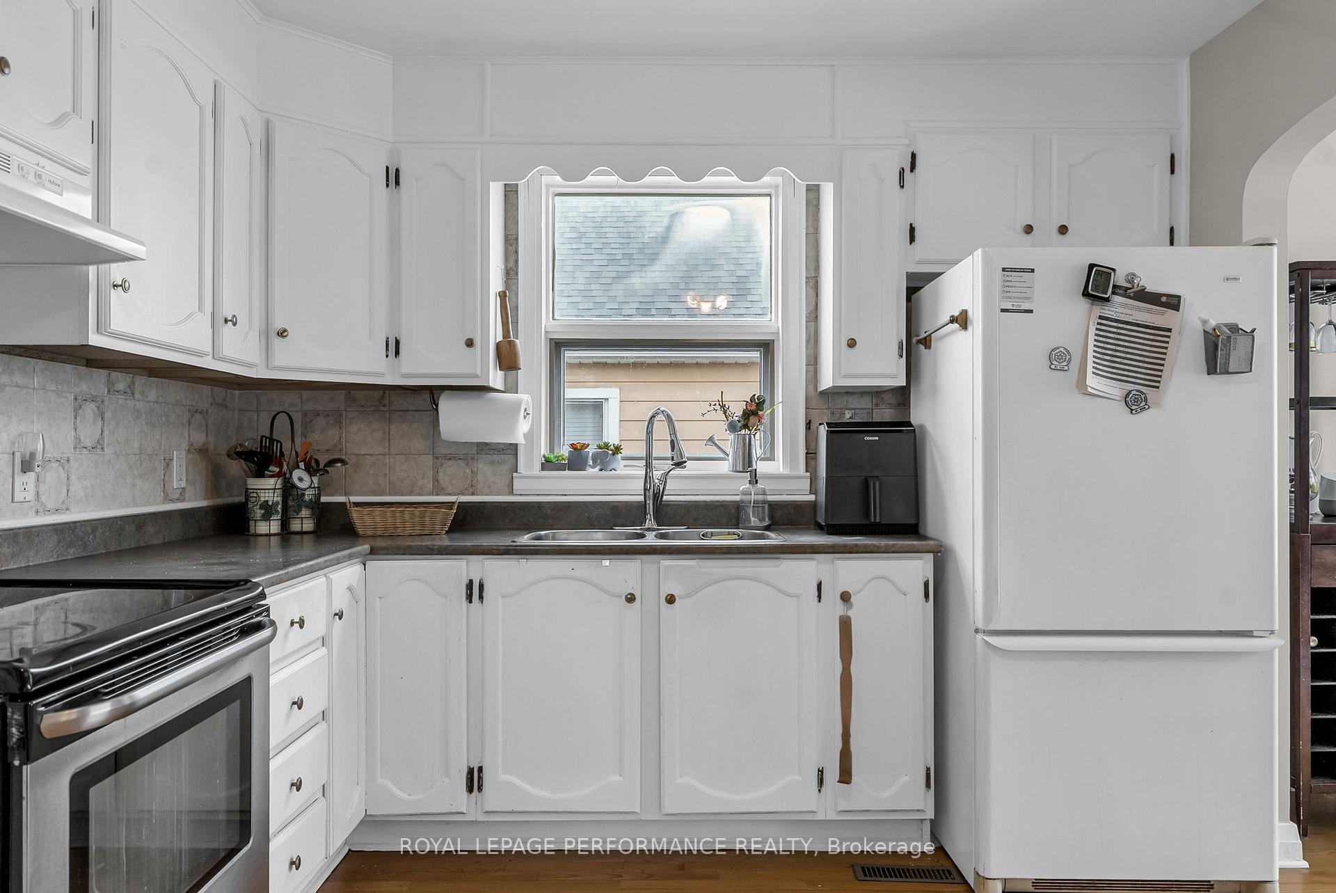 Photo 13 of 525 Fifth Street E, Cornwall — HOMEH