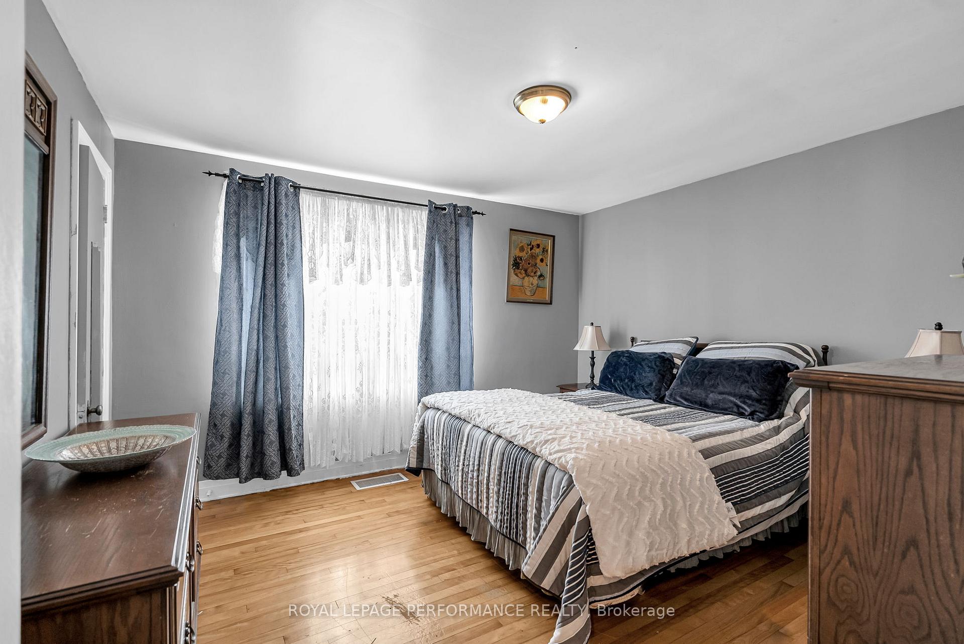 Photo 16 of 525 Fifth Street E, Cornwall — HOMEH