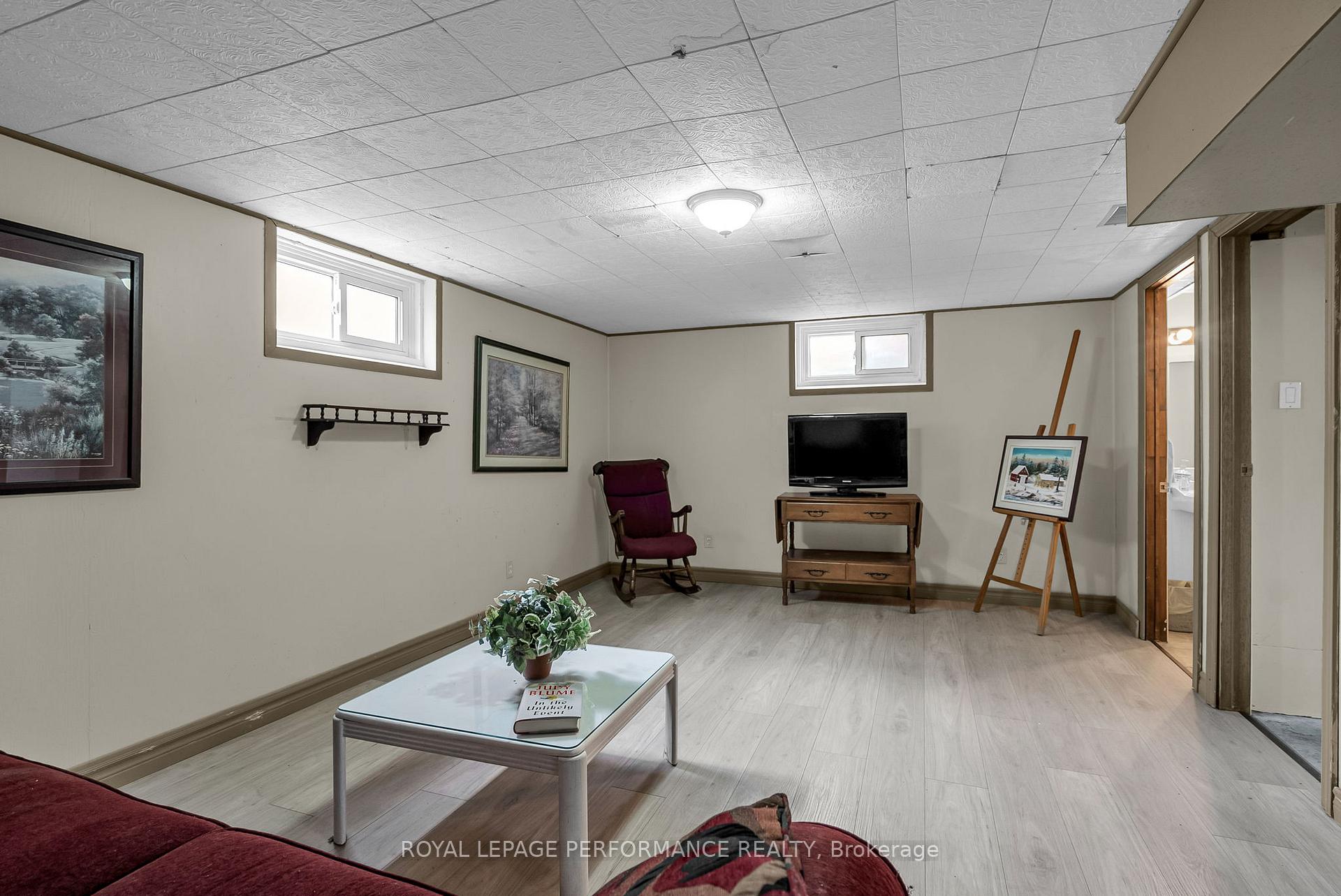 Photo 23 of 525 Fifth Street E, Cornwall — HOMEH