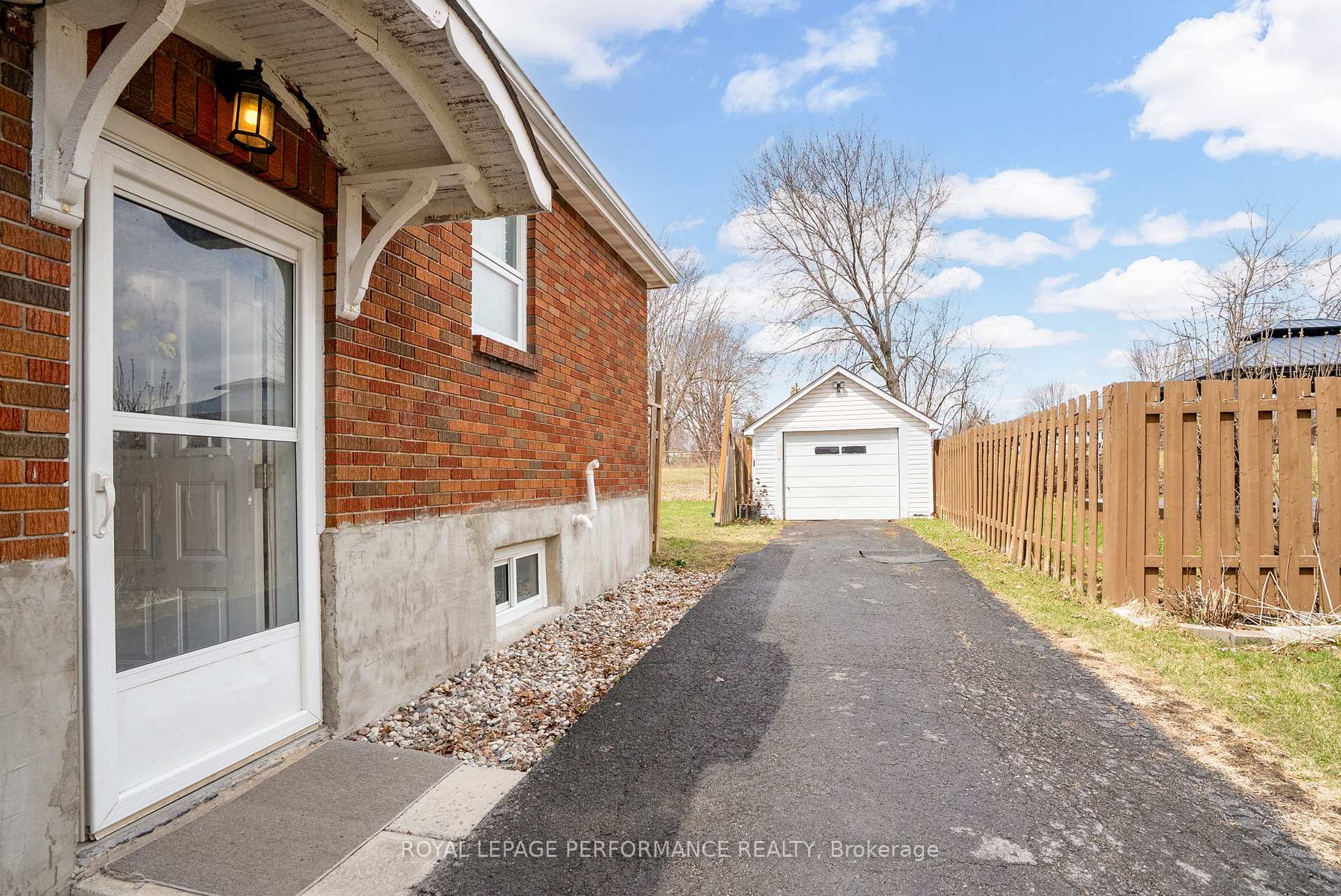 Photo 28 of 525 Fifth Street E, Cornwall — HOMEH