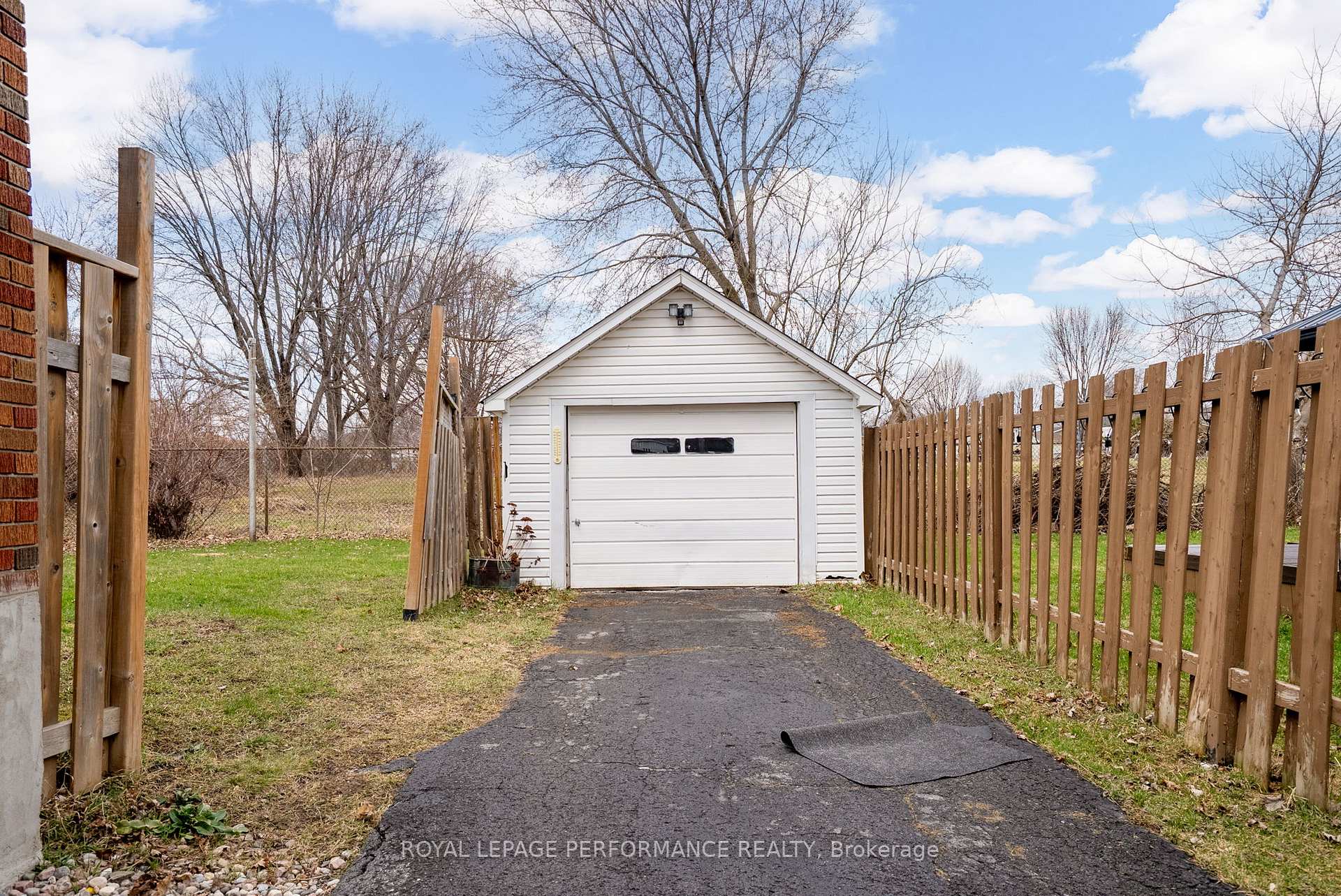 Photo 29 of 525 Fifth Street E, Cornwall — HOMEH