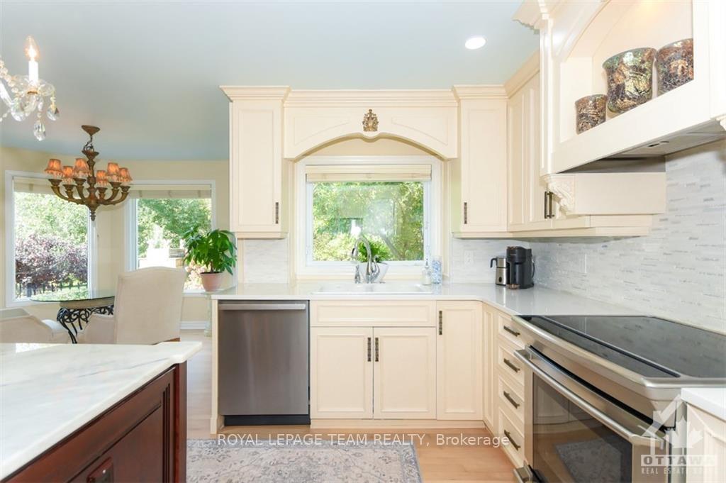 Photo 9 of 3804 Marble Canyon Crescent, Ottawa, Riverside South/Gloucester Glen — HOMEH