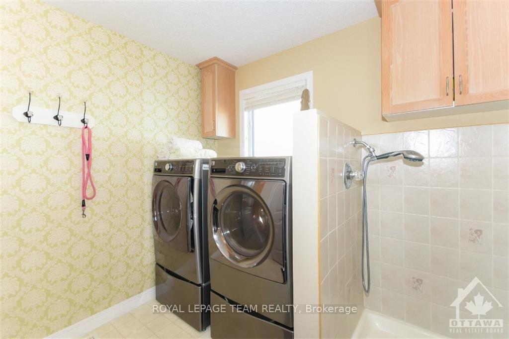 Photo 12 of 3804 Marble Canyon Crescent, Ottawa, Riverside South/Gloucester Glen — HOMEH