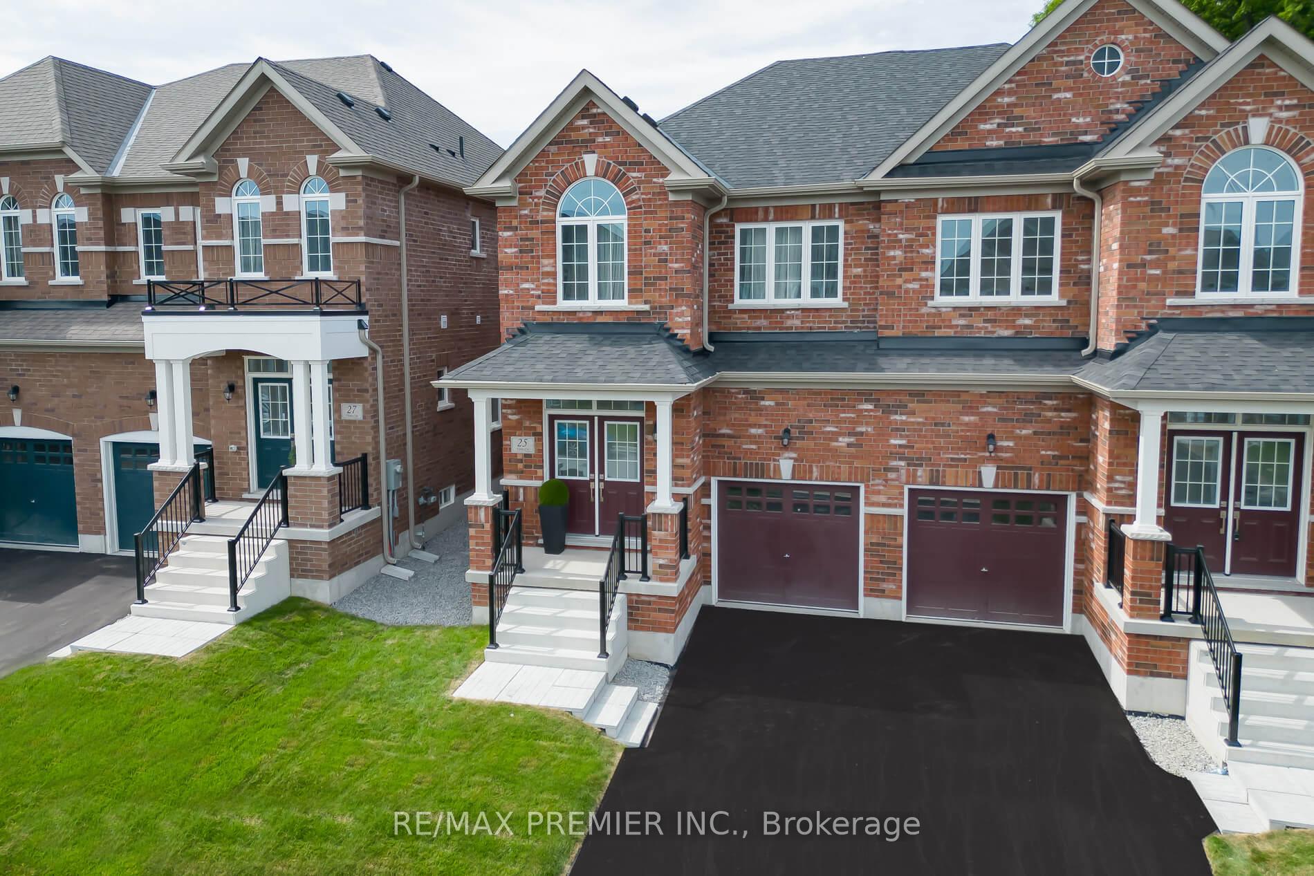 Photo 1 of 25 Virro Court, Vaughan, West Woodbridge — HOMEH