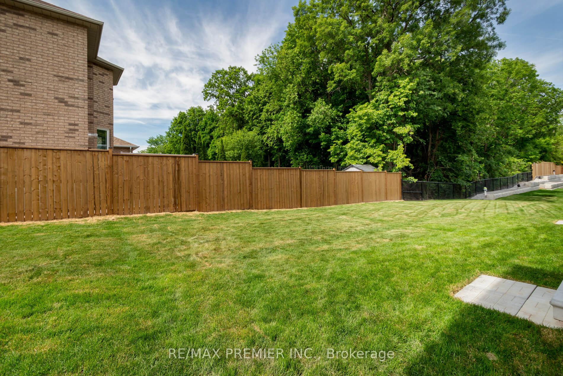 Photo 35 of 25 Virro Court, Vaughan, West Woodbridge — HOMEH