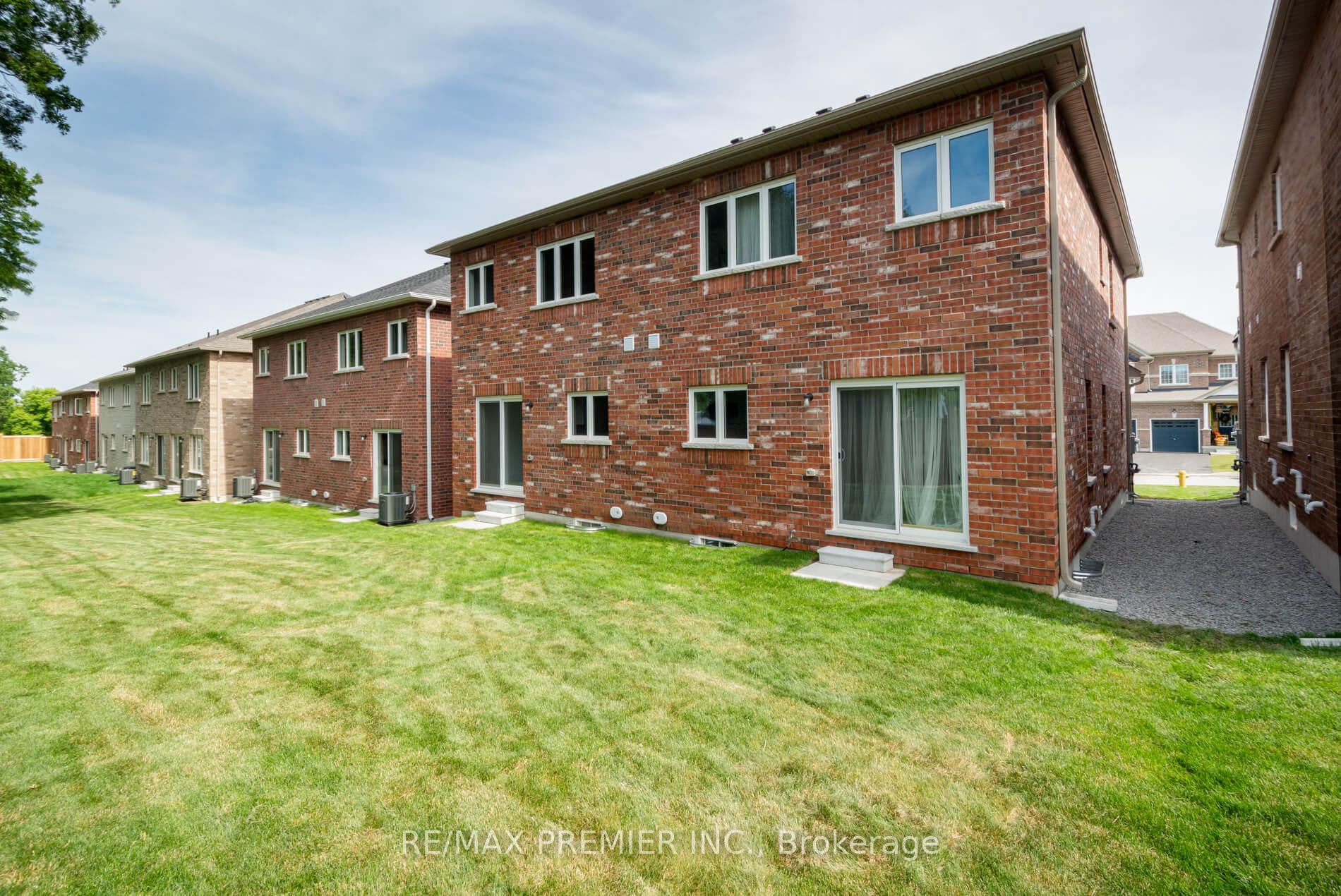Photo 37 of 25 Virro Court, Vaughan, West Woodbridge — HOMEH