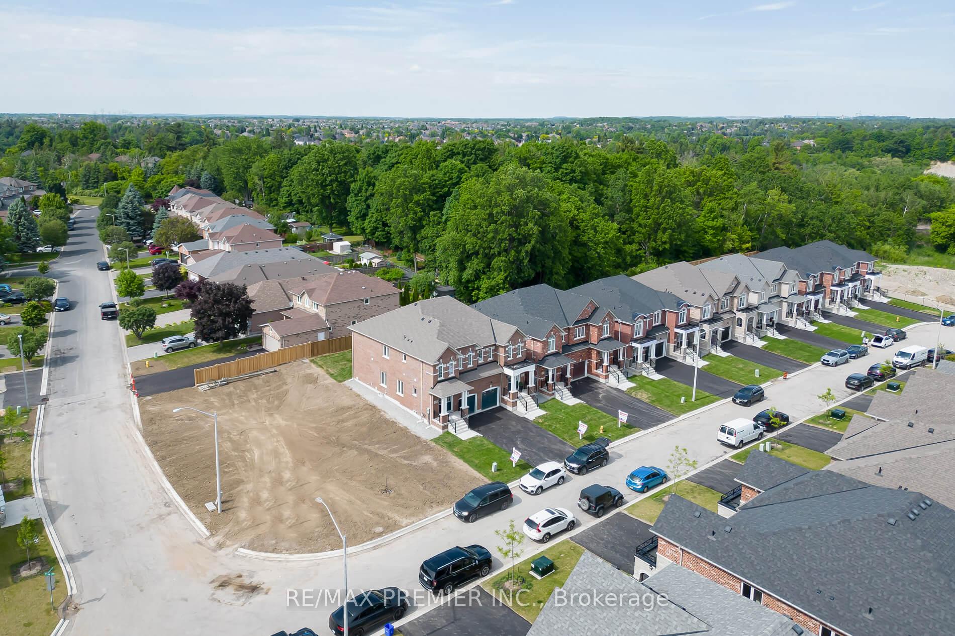 Photo 39 of 25 Virro Court, Vaughan, West Woodbridge — HOMEH