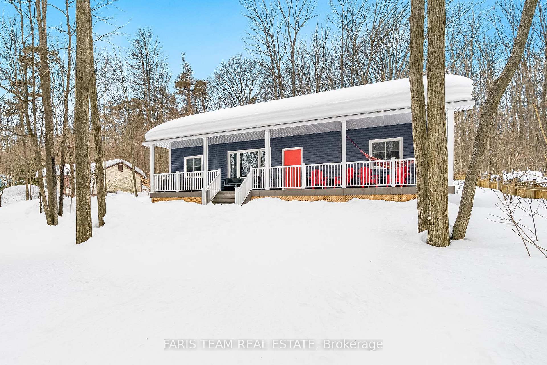 Front of 72 Farlain Lake Road W