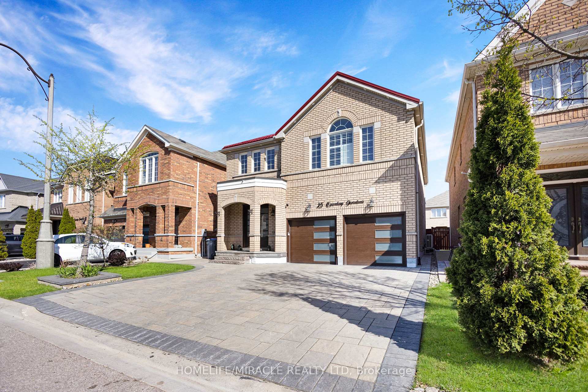 Photo 2 of 25 Openbay Gardens, Brampton, Sandringham-Wellington — HOMEH