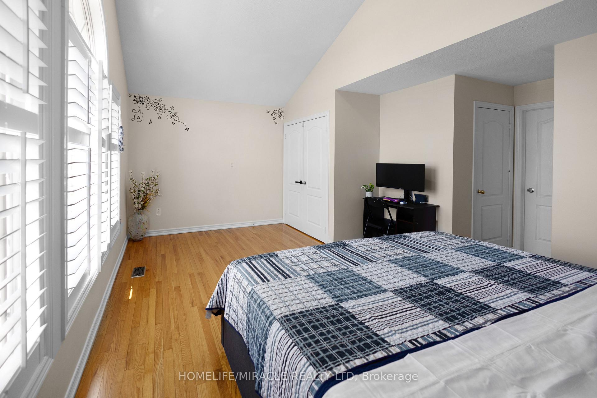 Photo 17 of 25 Openbay Gardens, Brampton, Sandringham-Wellington — HOMEH