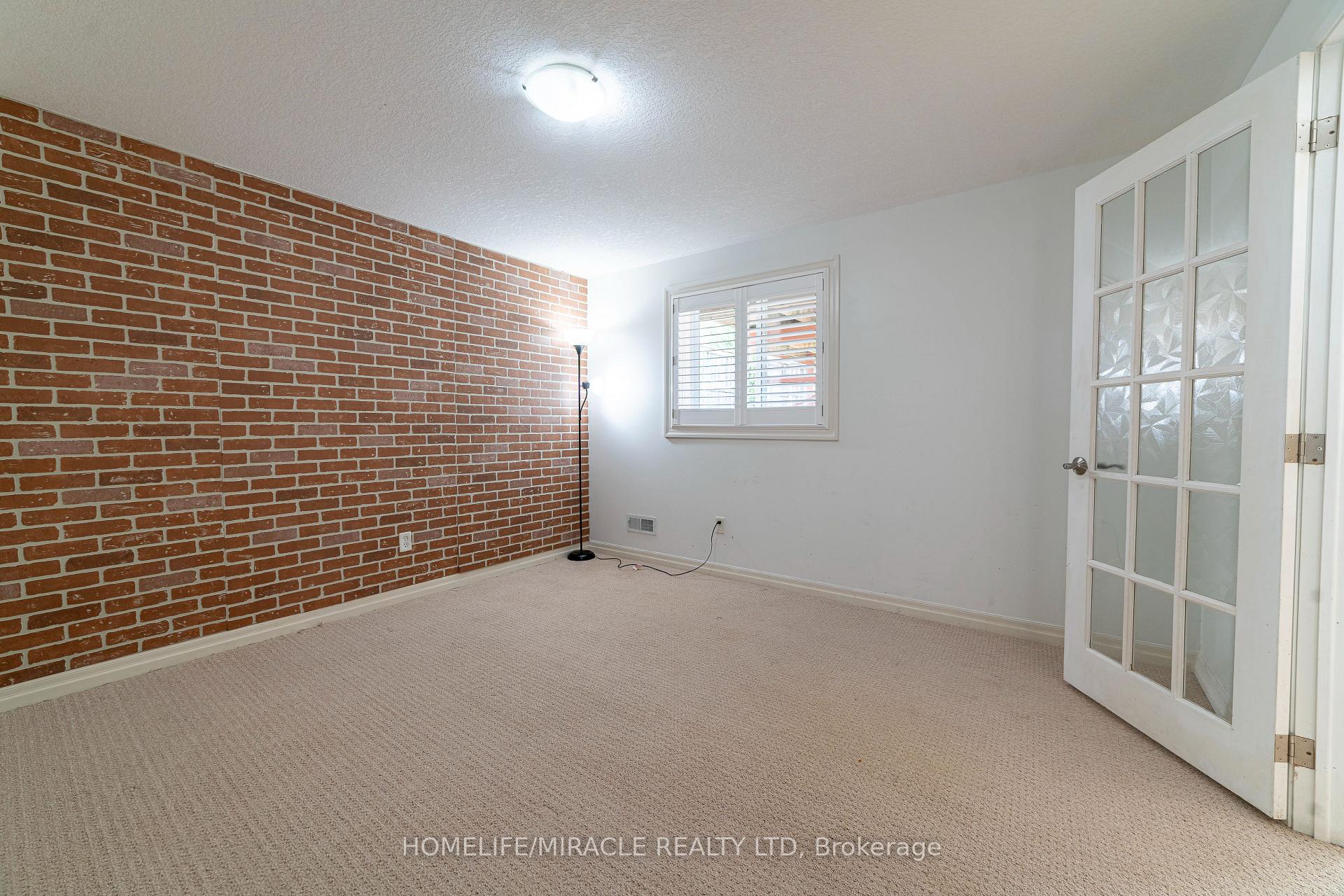 Photo 27 of 3208 Bayham Lane, London, South V — HOMEH