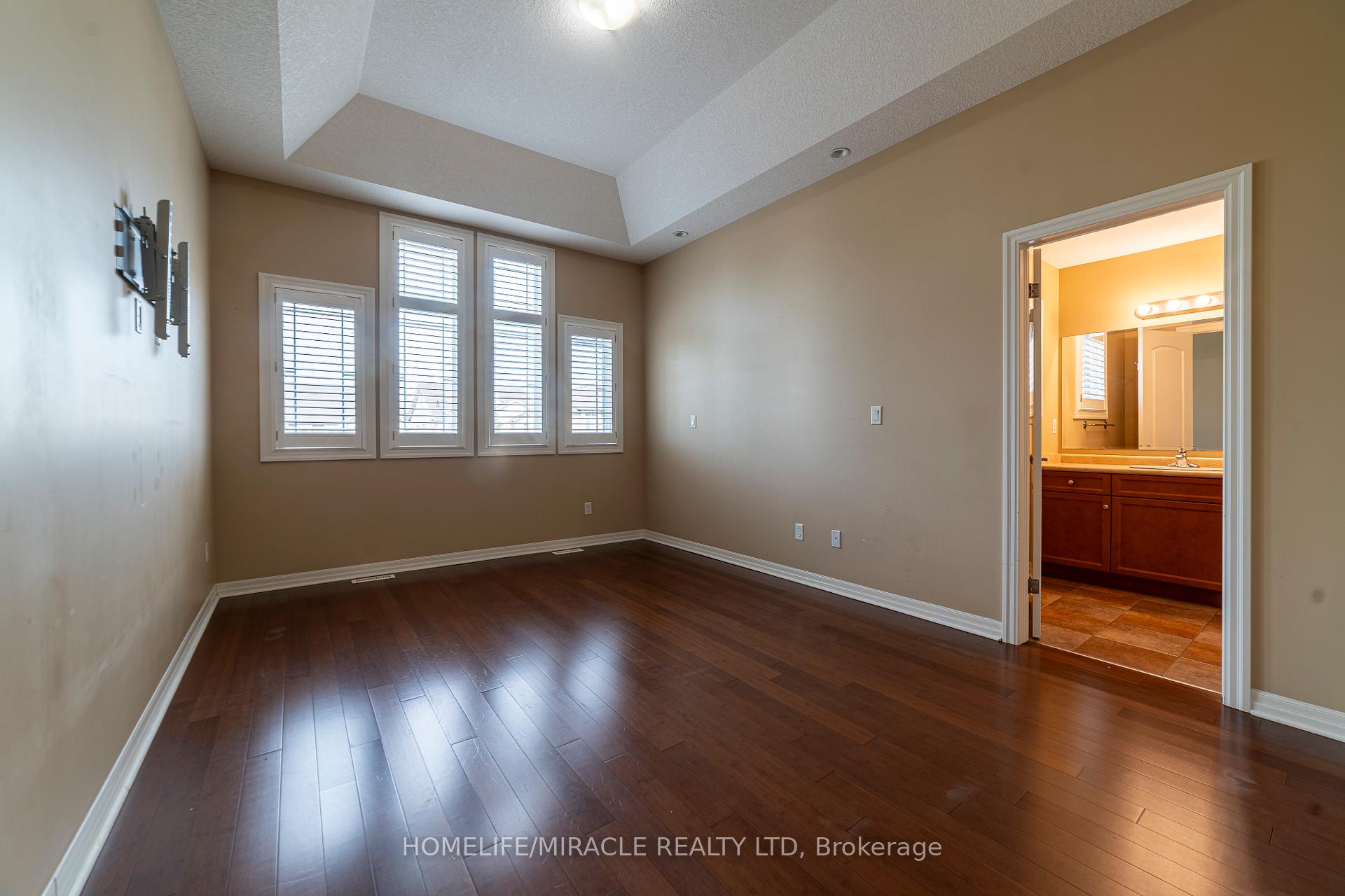 Photo 9 of 3208 Bayham Lane, London, South V — HOMEH