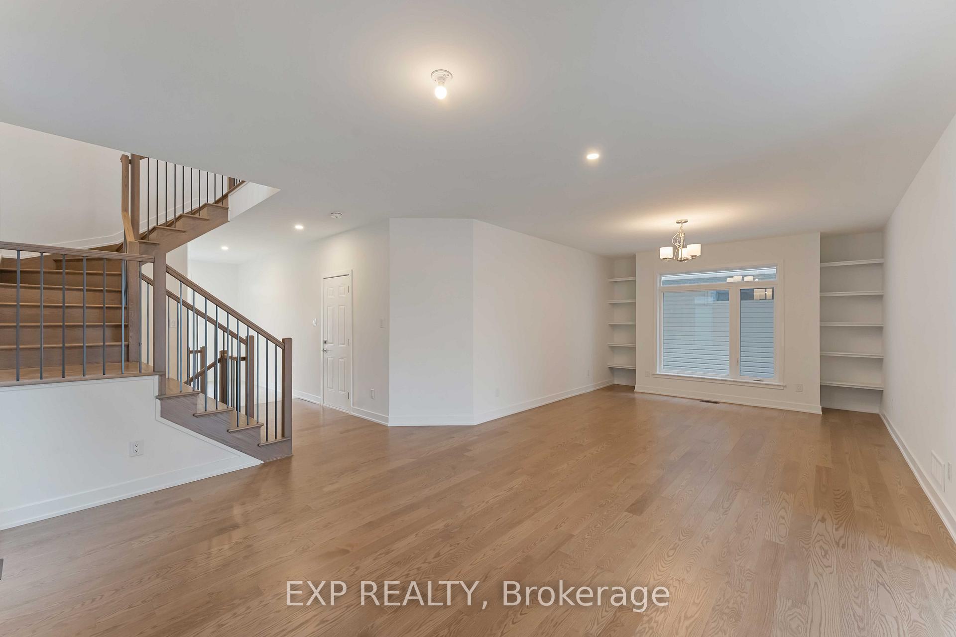 Photo 4 of 775 Ovation Grove, Ottawa, Leitrim — HOMEH