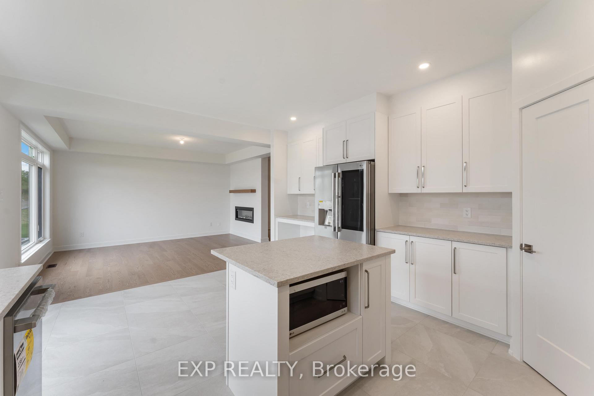 Photo 6 of 775 Ovation Grove, Ottawa, Leitrim — HOMEH